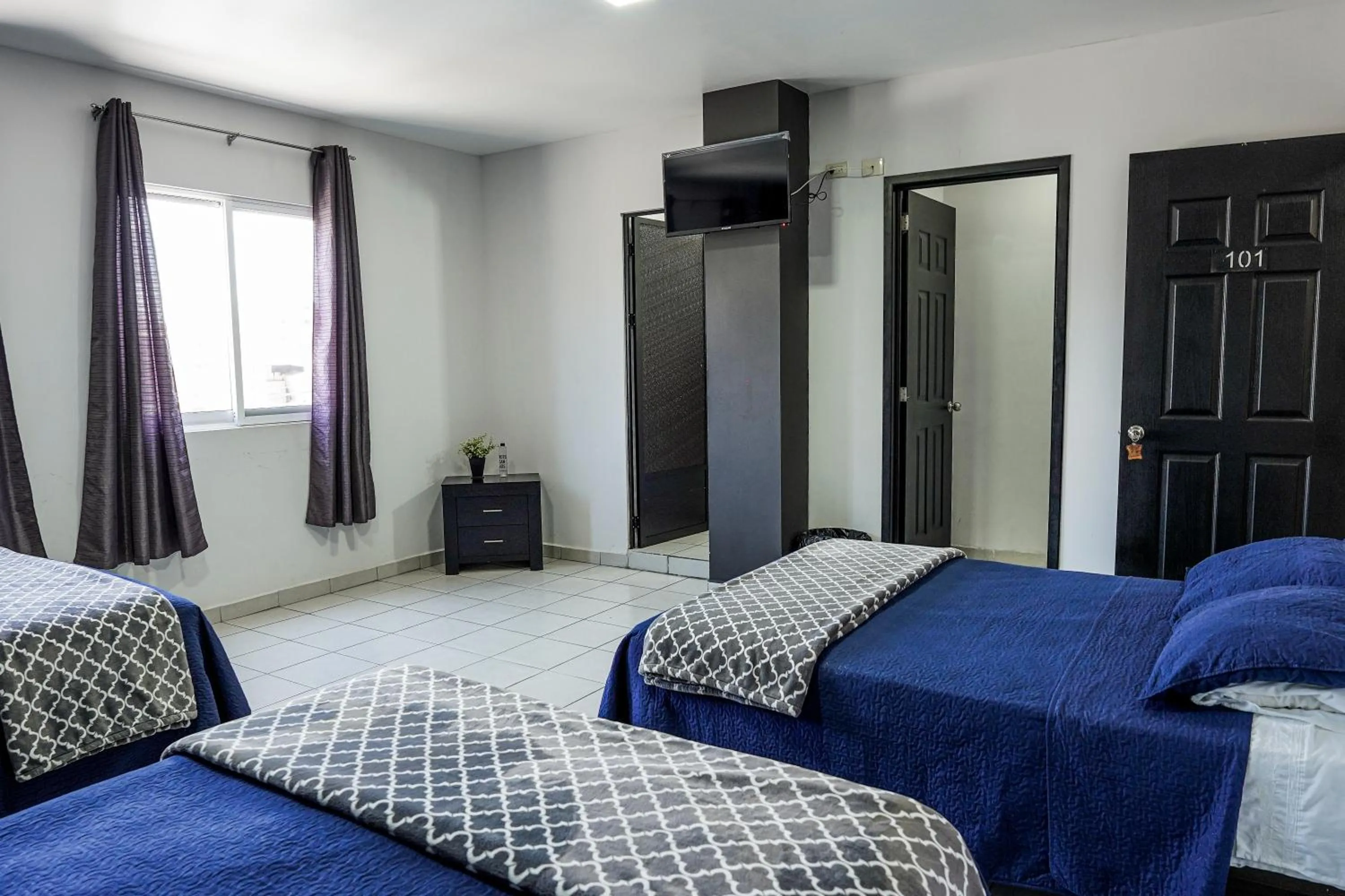 Photo of the whole room, Bed in Hotel San Luis