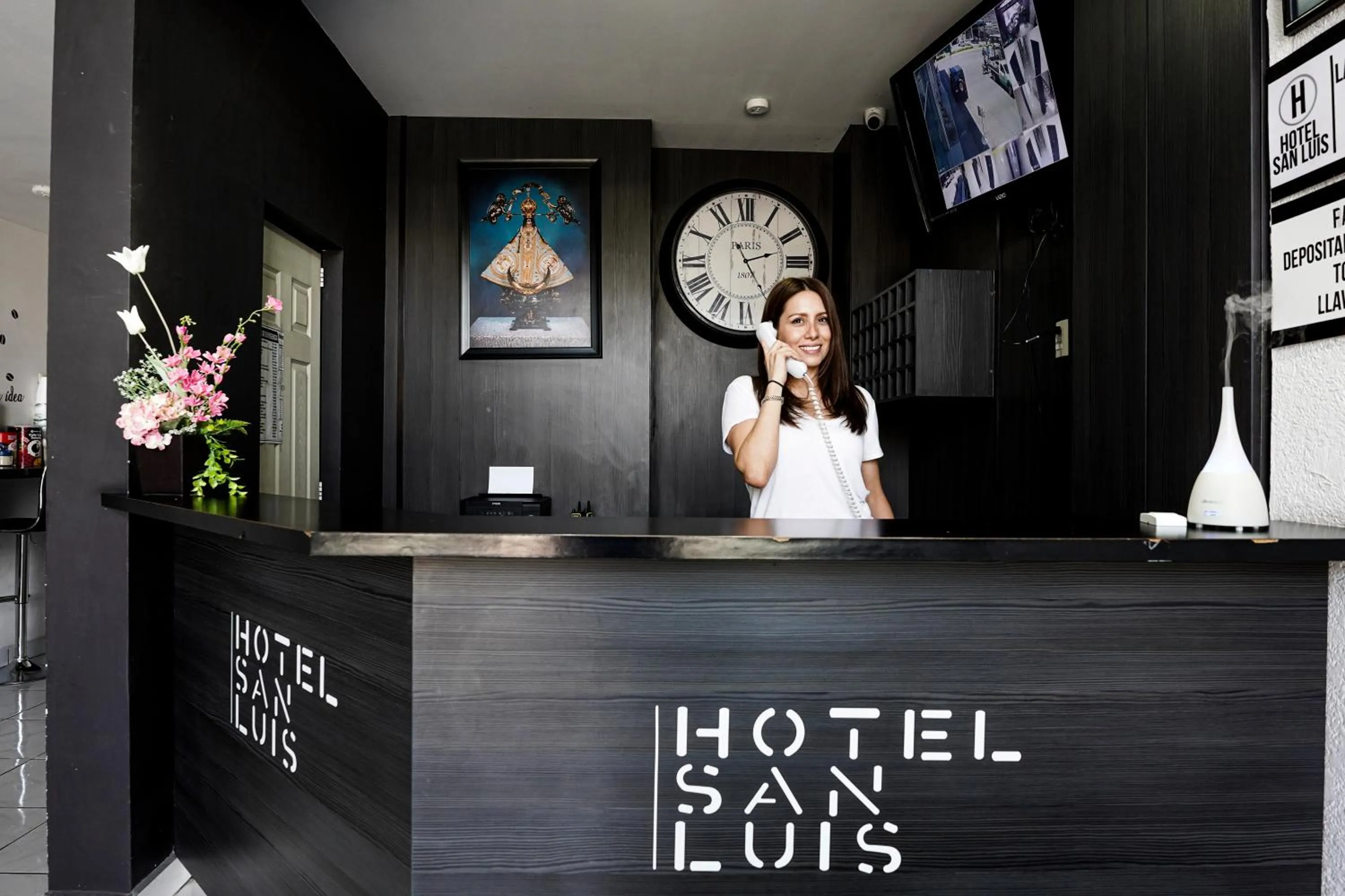 Staff in Hotel San Luis