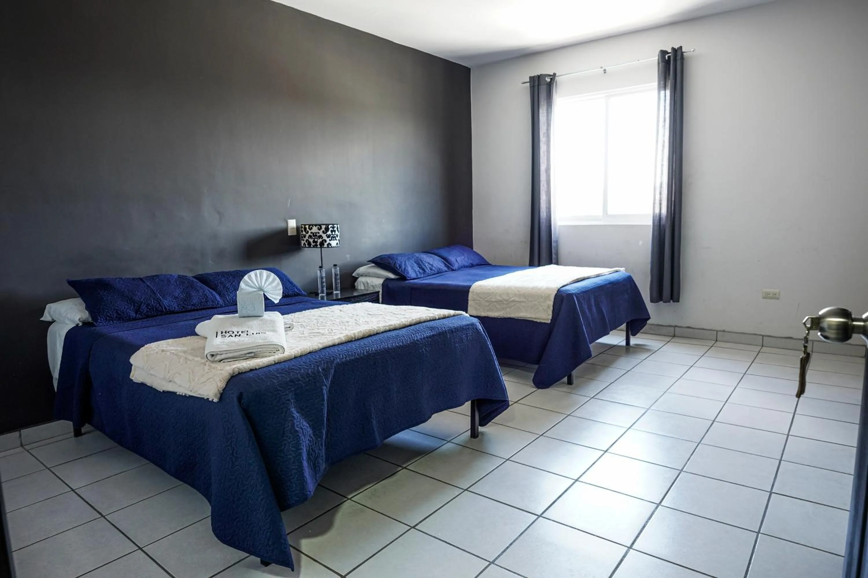 Photo of the whole room, Bed in Hotel San Luis