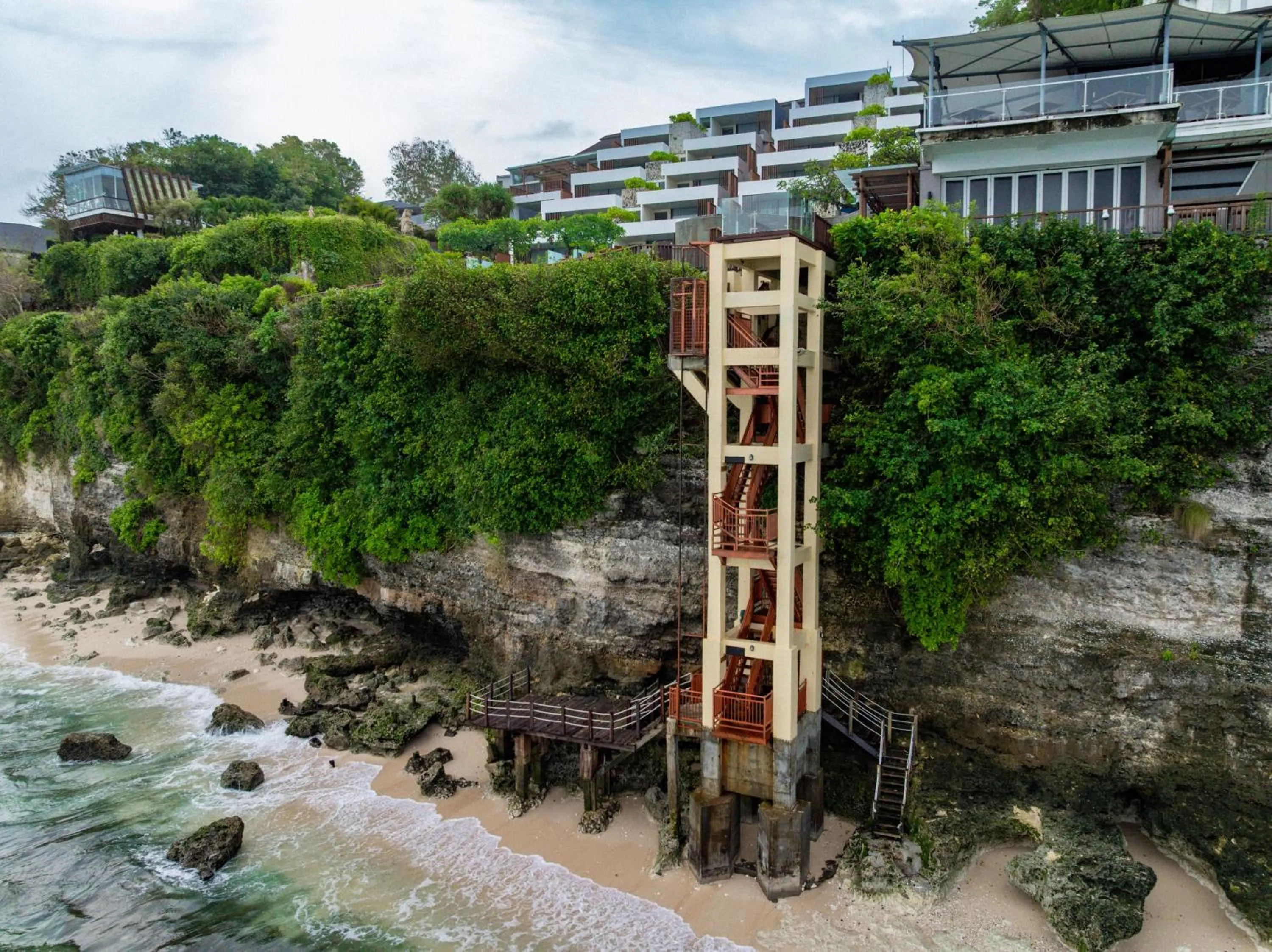 Beach in Anantara Uluwatu Bali Resort