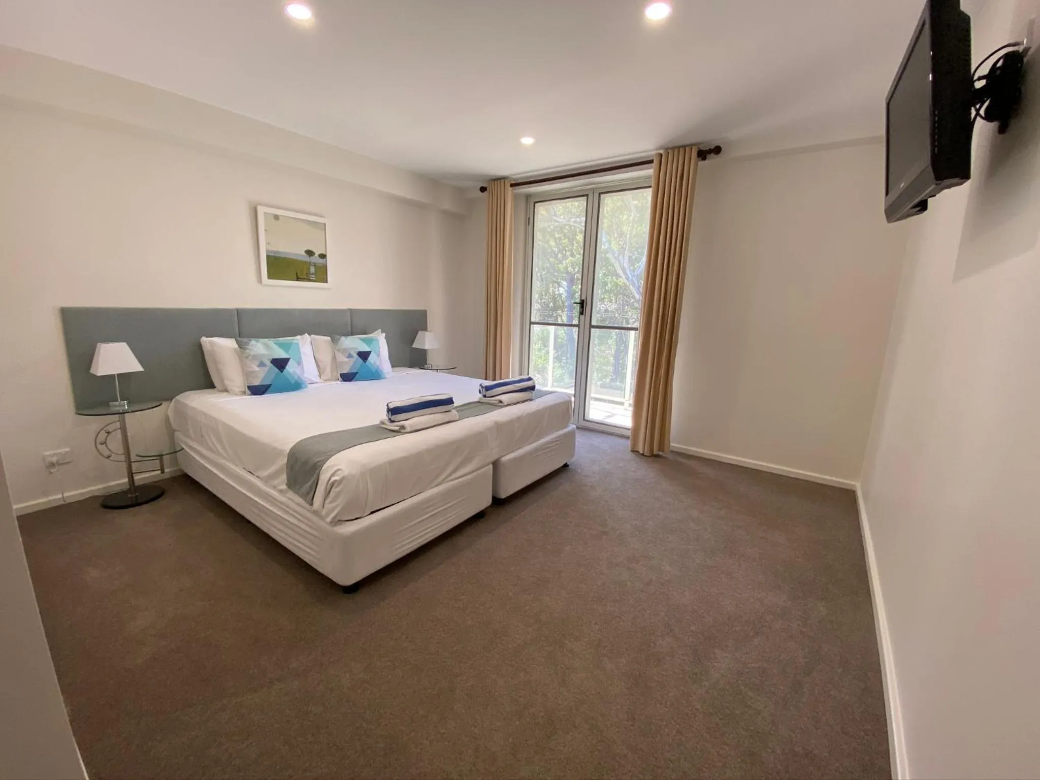 Bedroom, Bed in Mantra Nelson Bay
