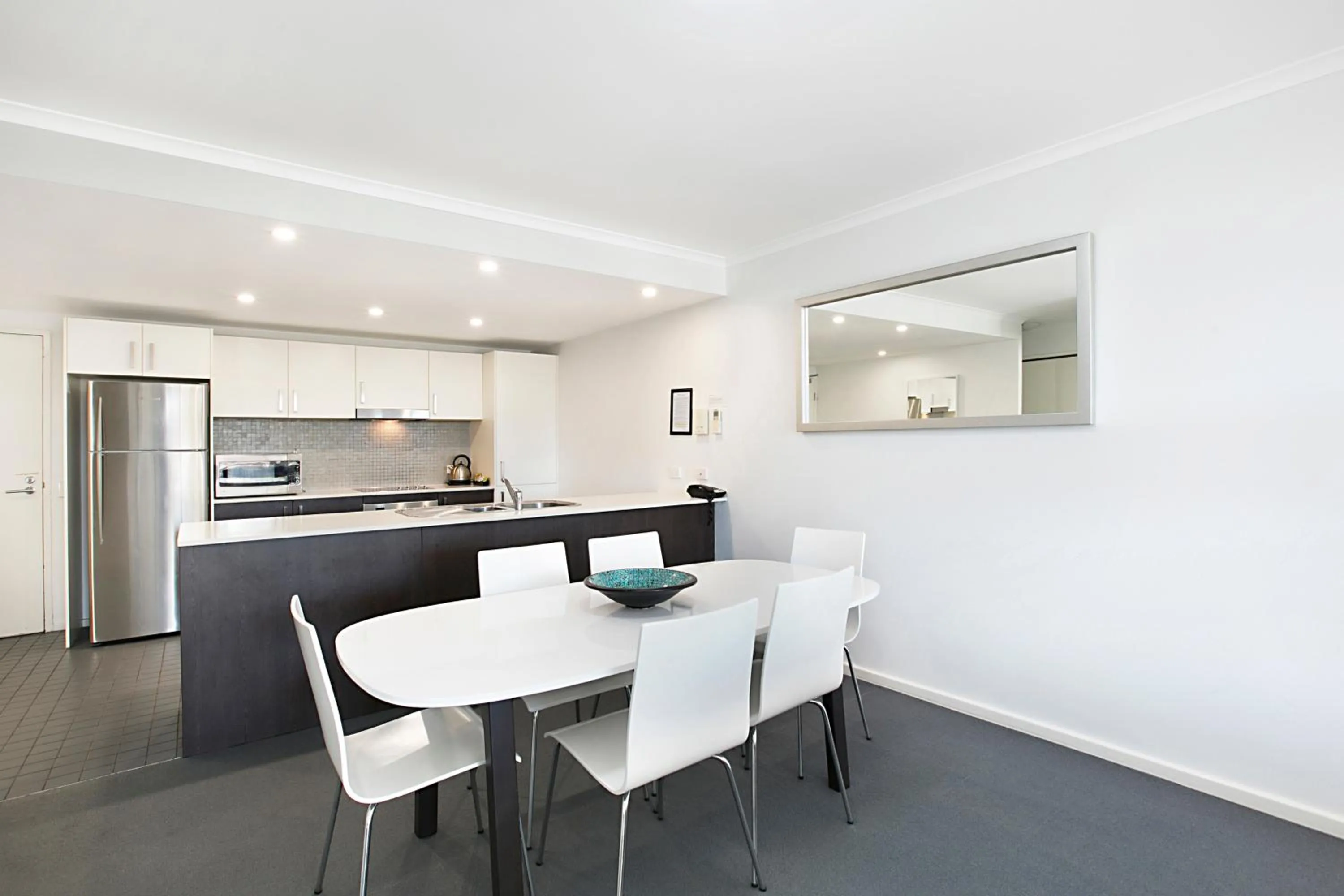 Kitchen or kitchenette in Mantra Nelson Bay