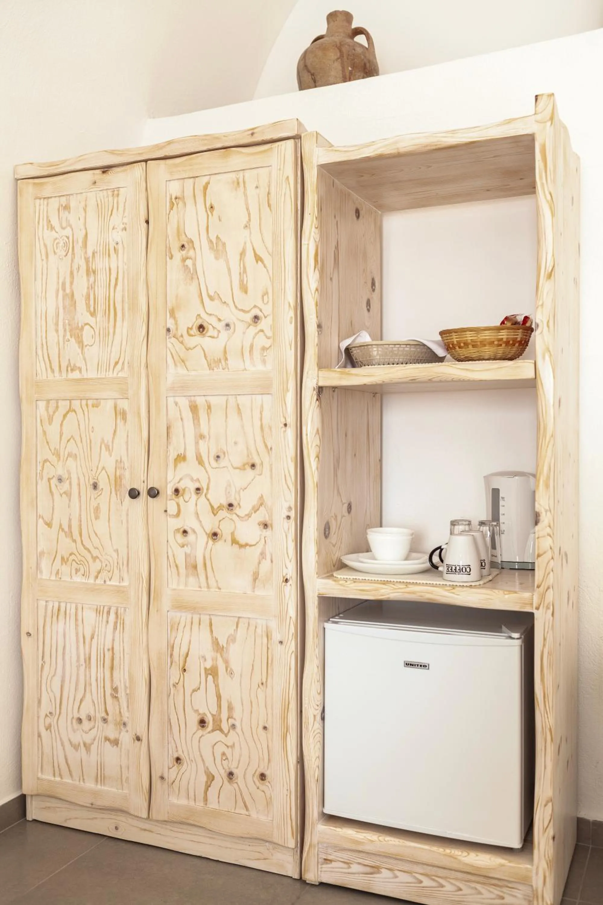 wardrobe in Caldera Butterfly Villas