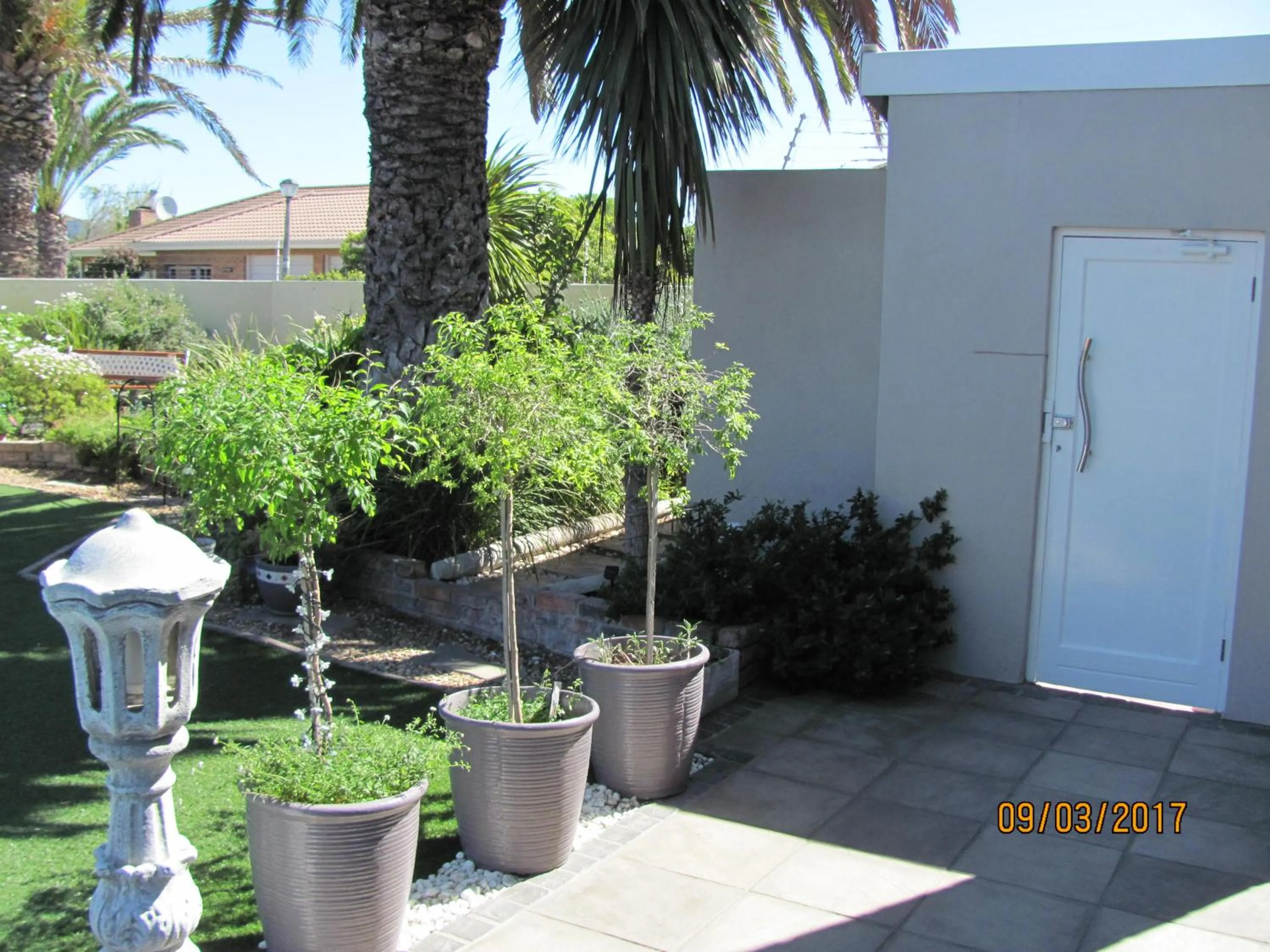 Facade/entrance in Atlantic Beach Villa