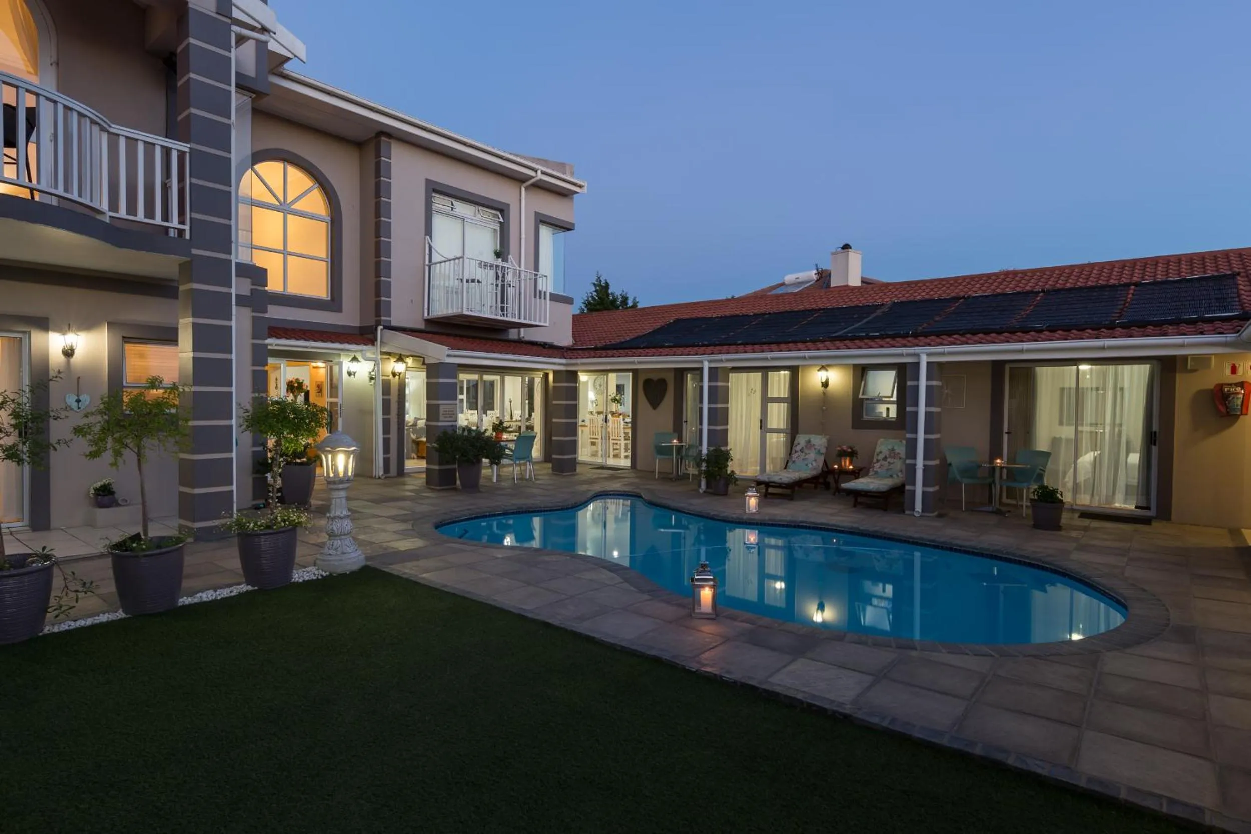 Swimming pool in Atlantic Beach Villa