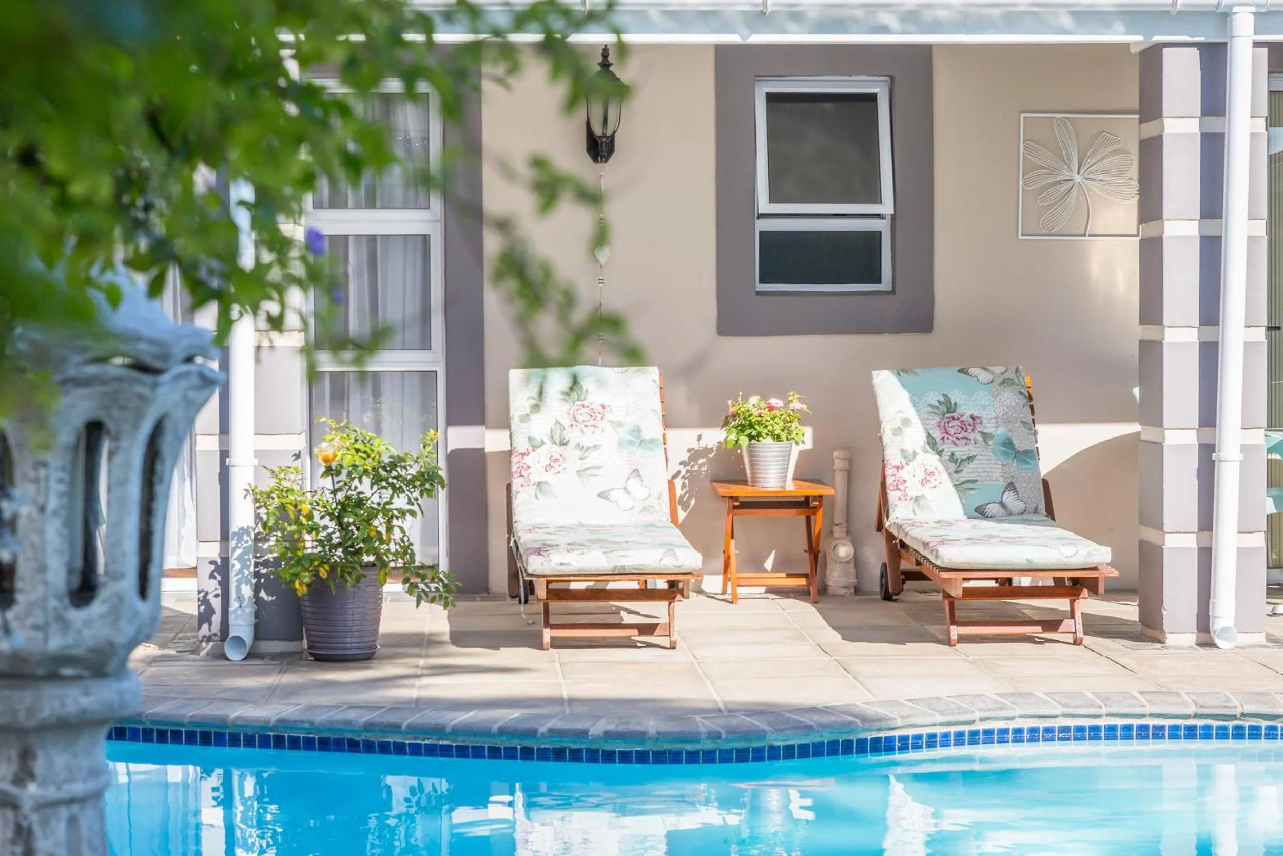 Swimming pool in Atlantic Beach Villa