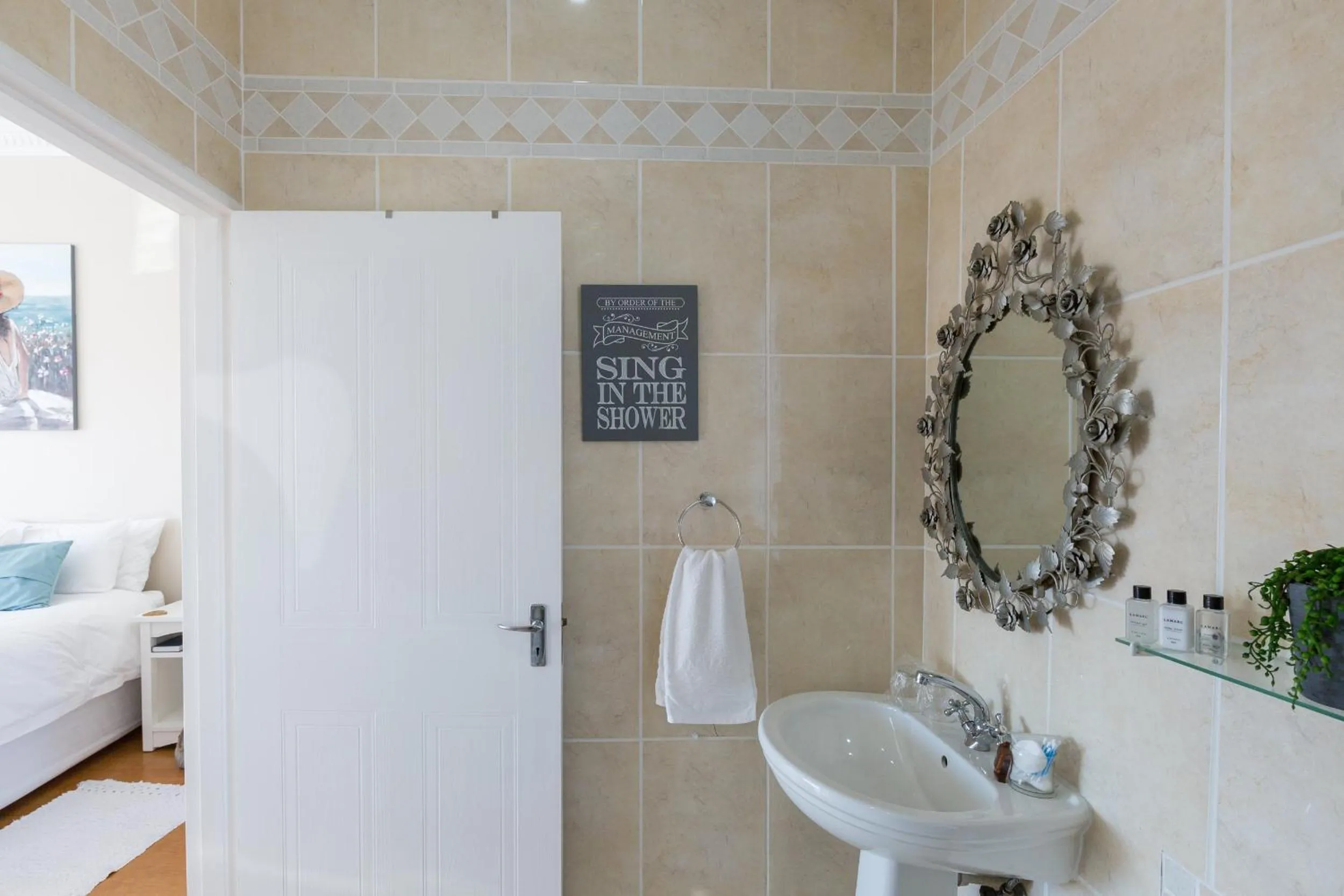 Bathroom, Bed in Atlantic Beach Villa