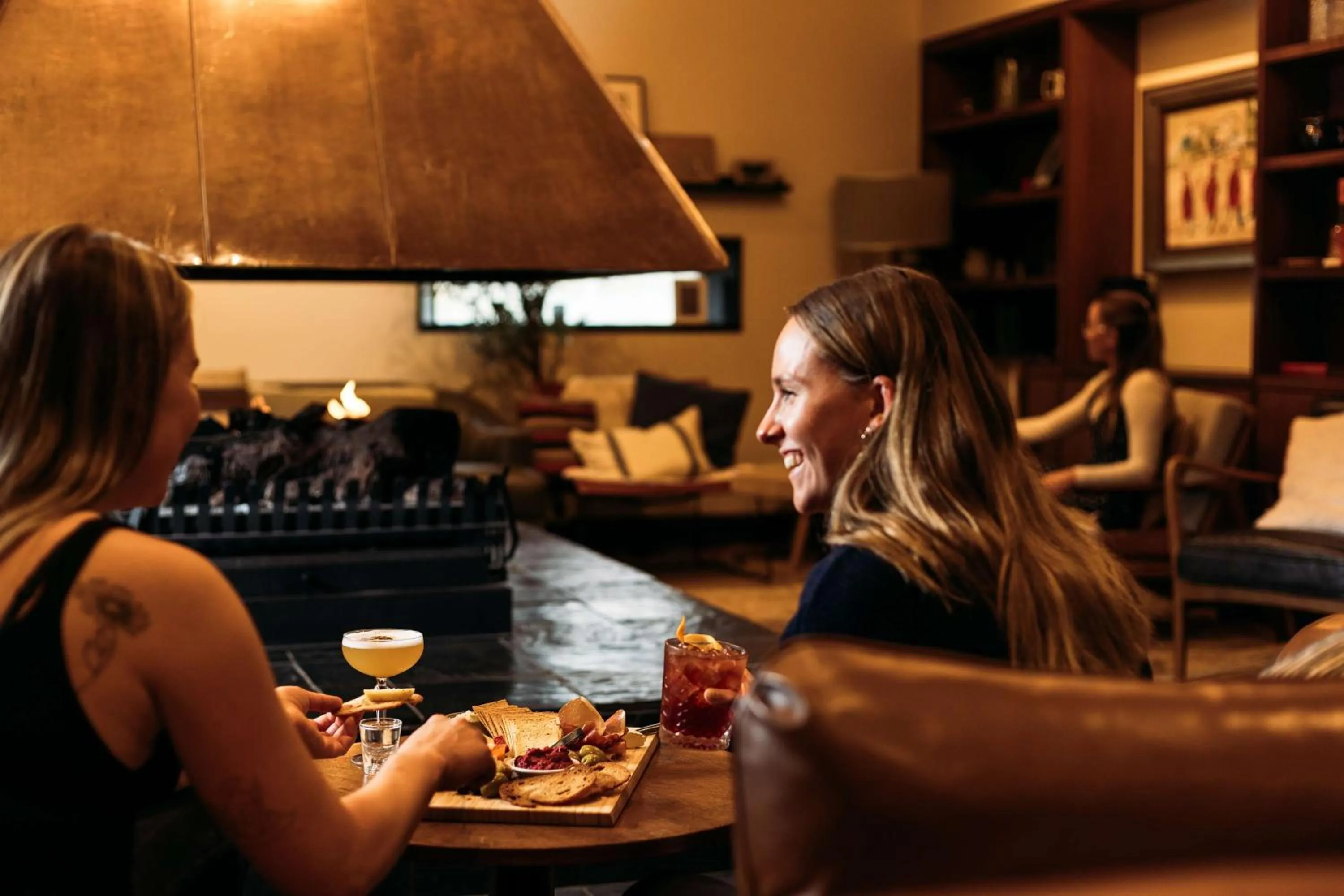 Lounge or bar in Thredbo Alpine Hotel