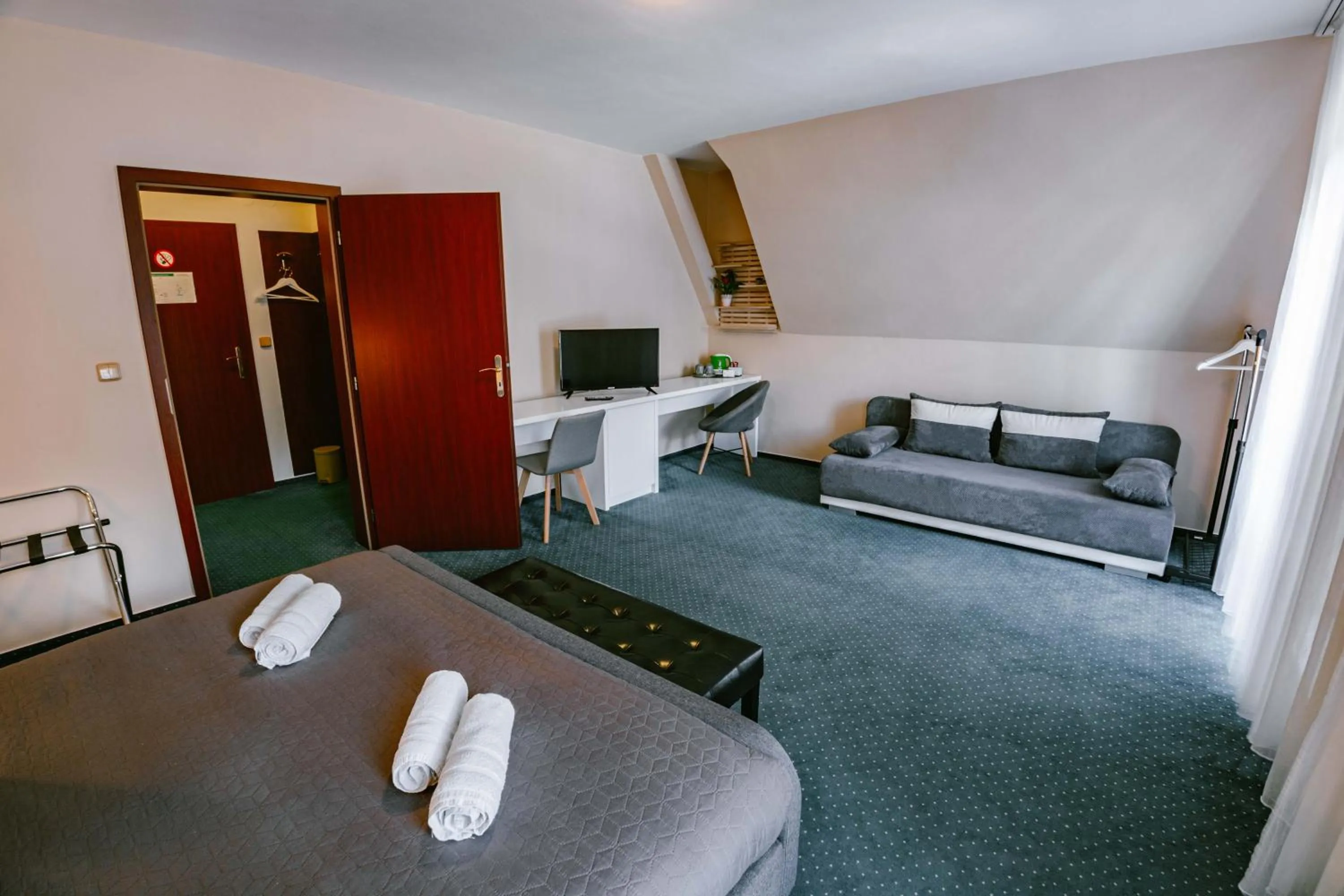 Bed in Greenwood hotel