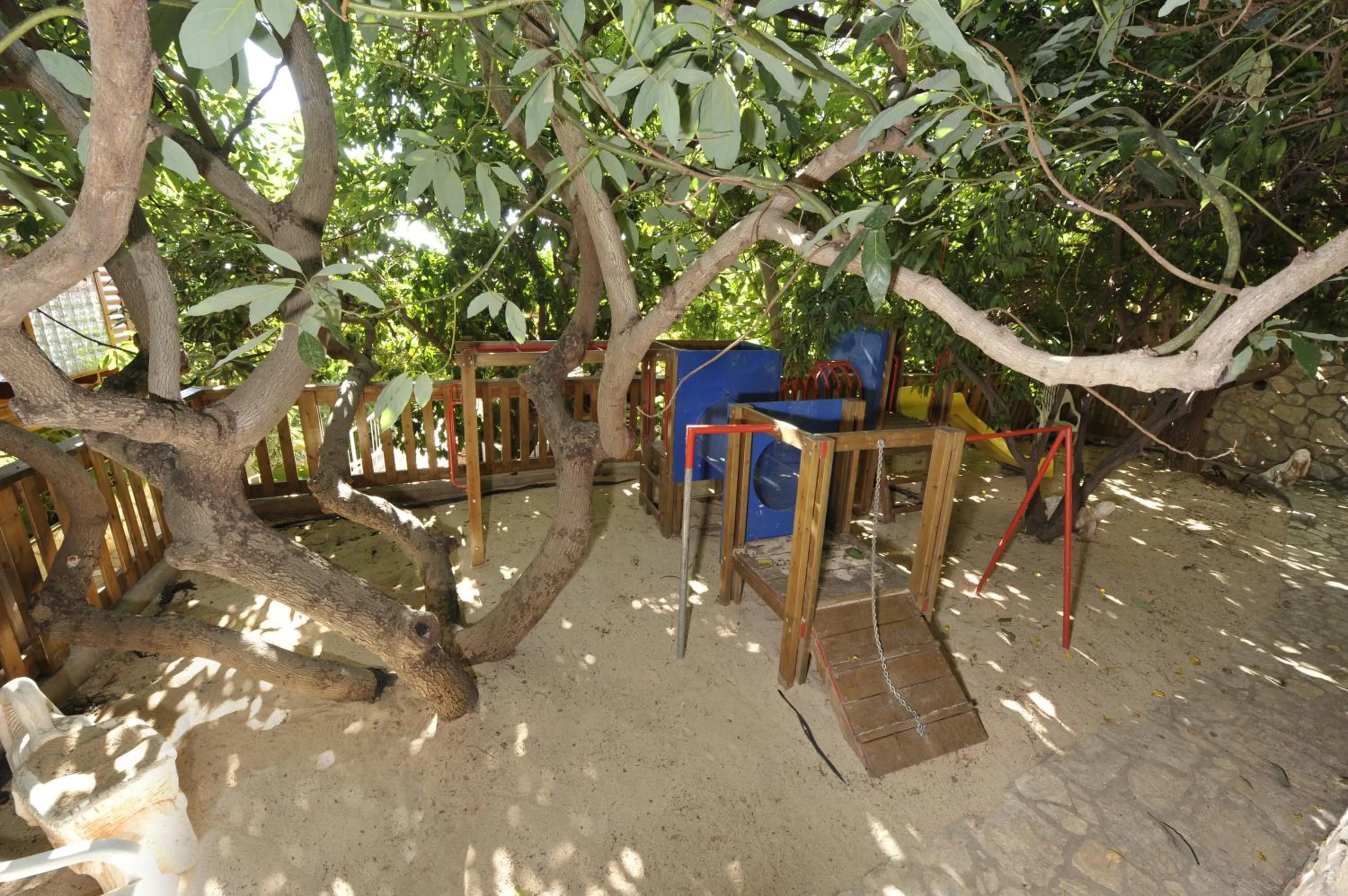 Children play ground in Ohn-Bar Guesthouse