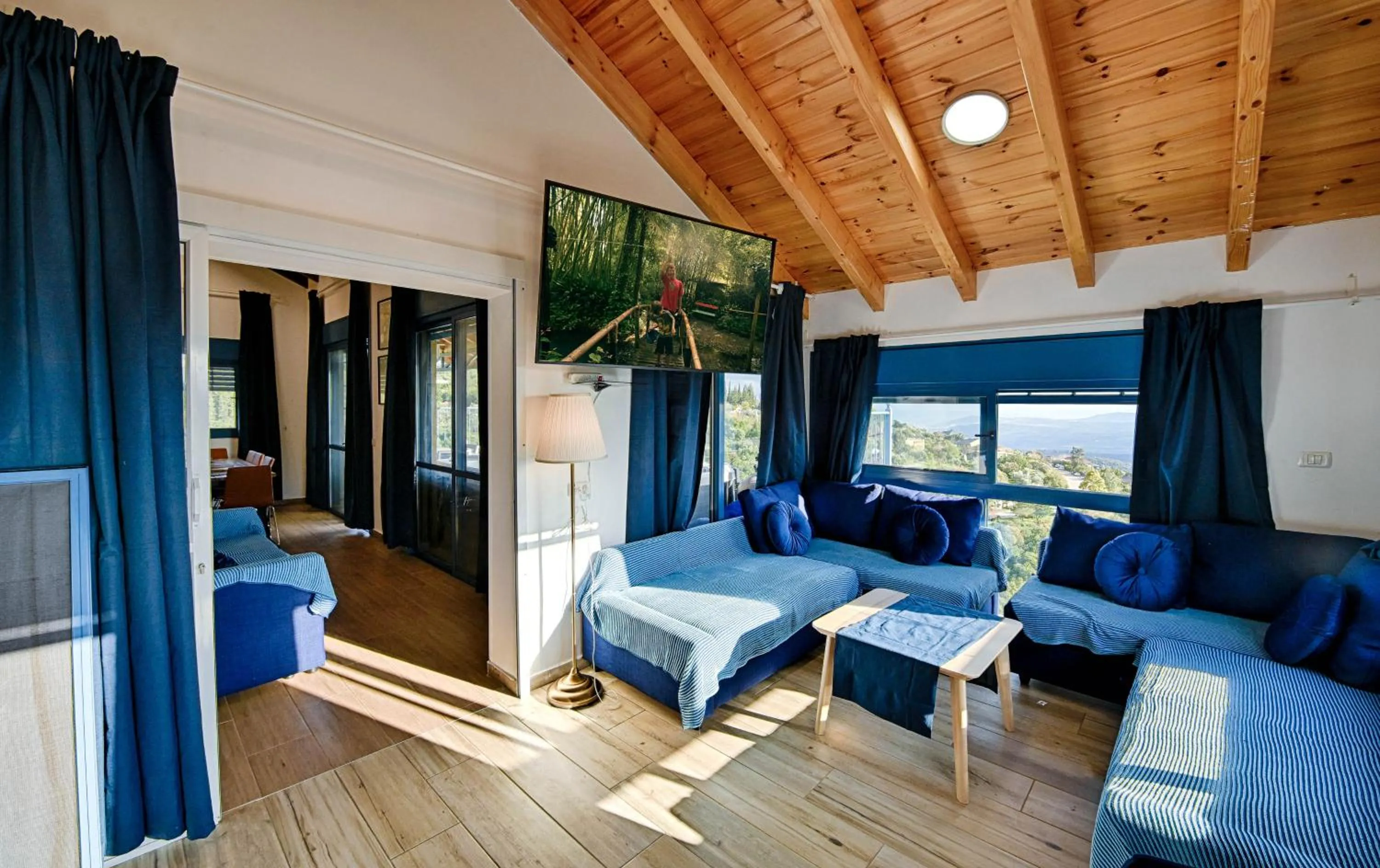 Bedroom in Ohn-Bar Guesthouse