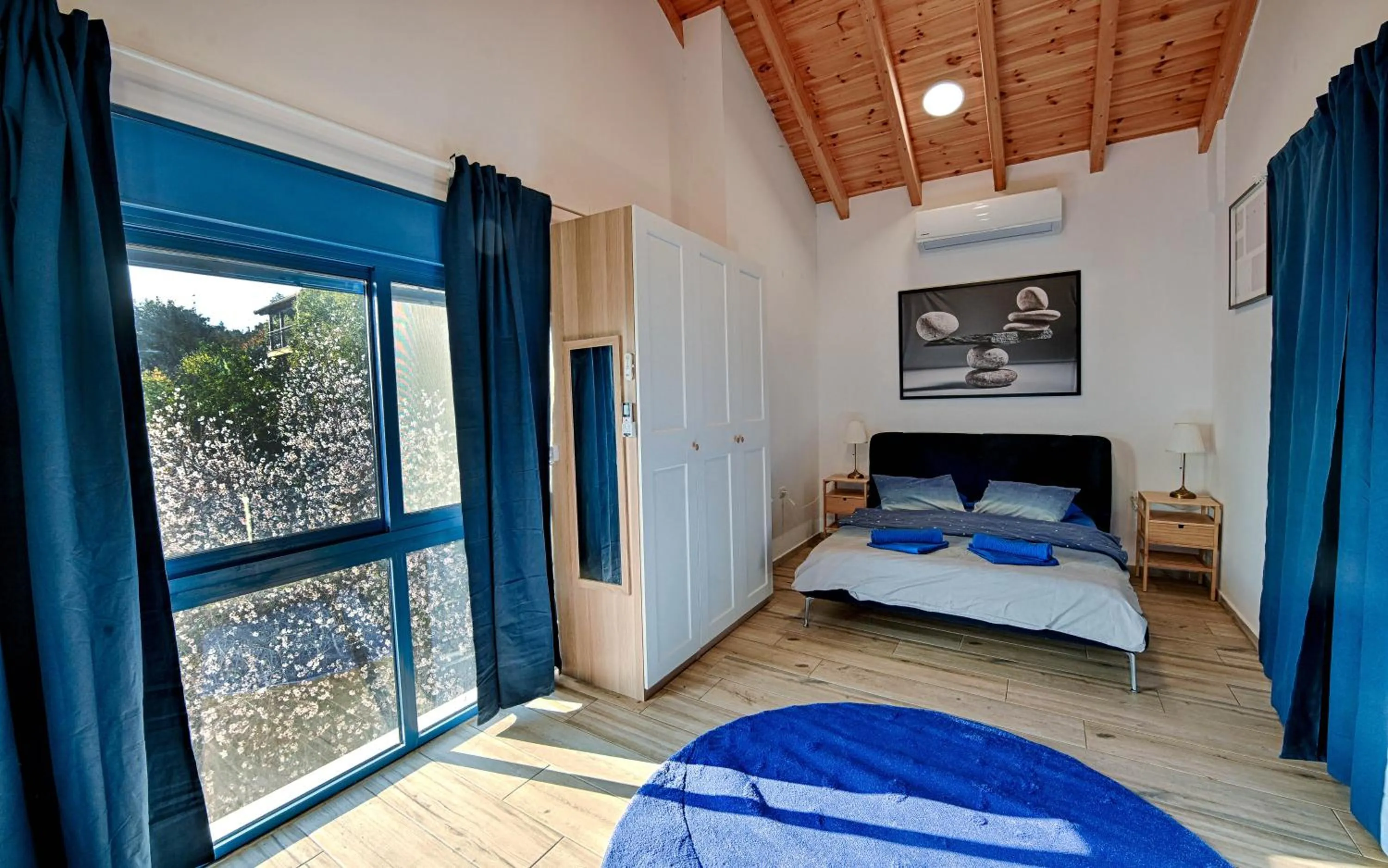 Bedroom, Bed in Ohn-Bar Guesthouse