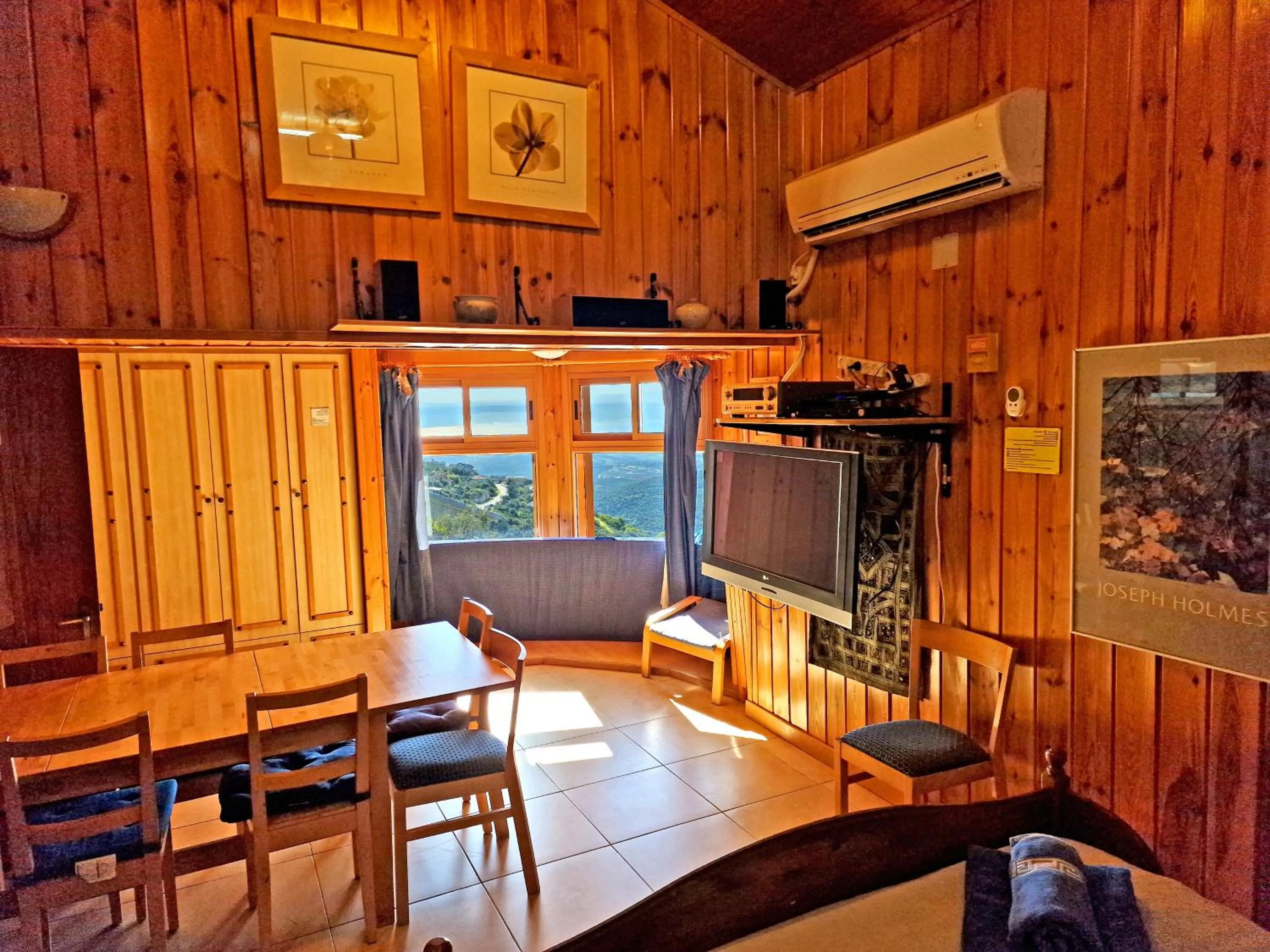 Property building in Ohn-Bar Guesthouse