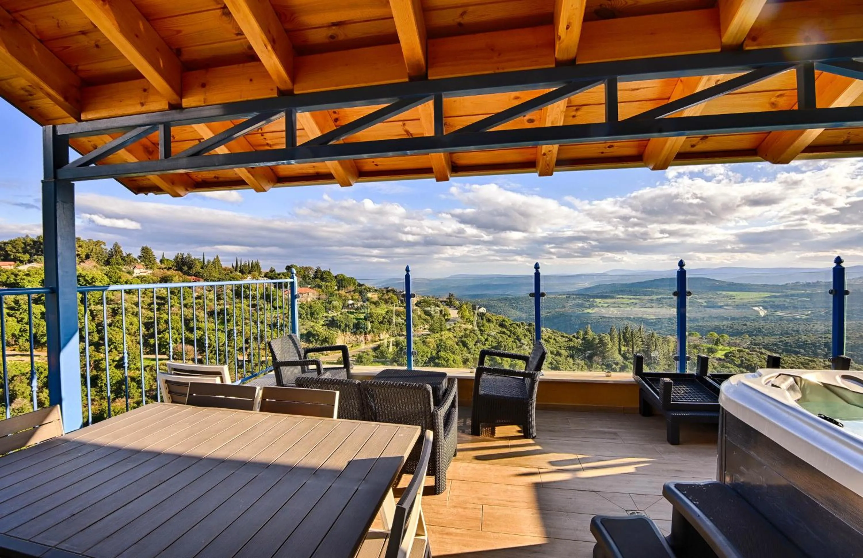 Patio in Ohn-Bar Guesthouse