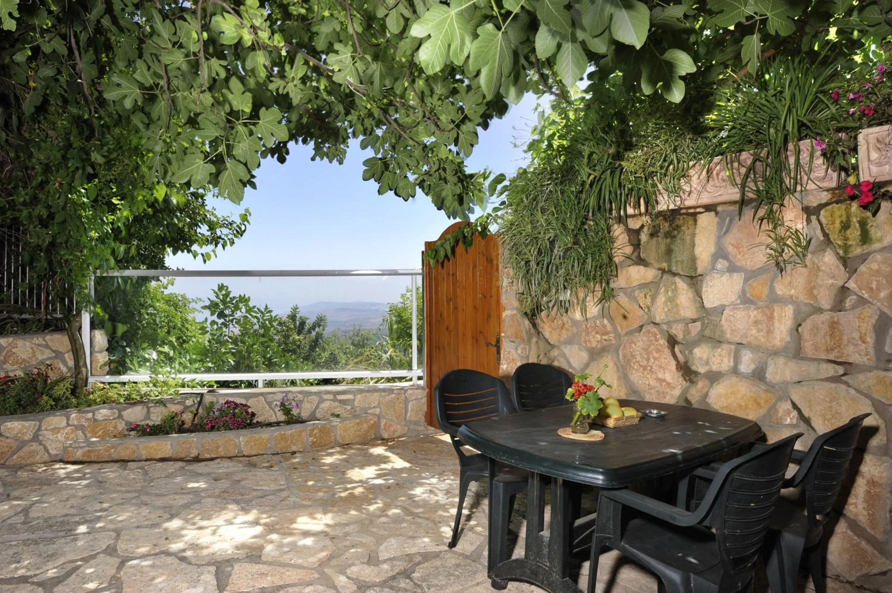 Patio in Ohn-Bar Guesthouse