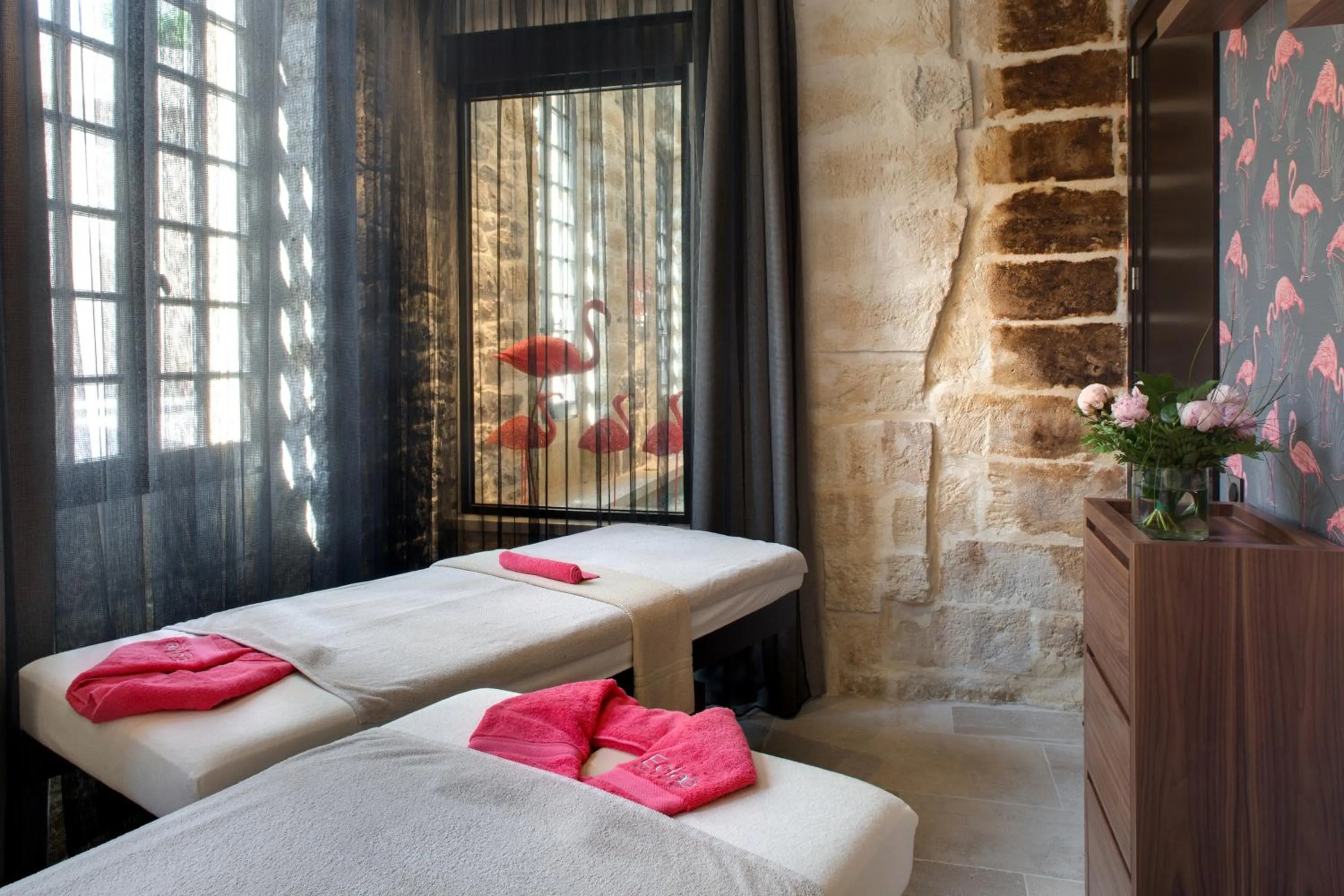 Massage, Bed in Boutique Hôtel des Remparts & Spa