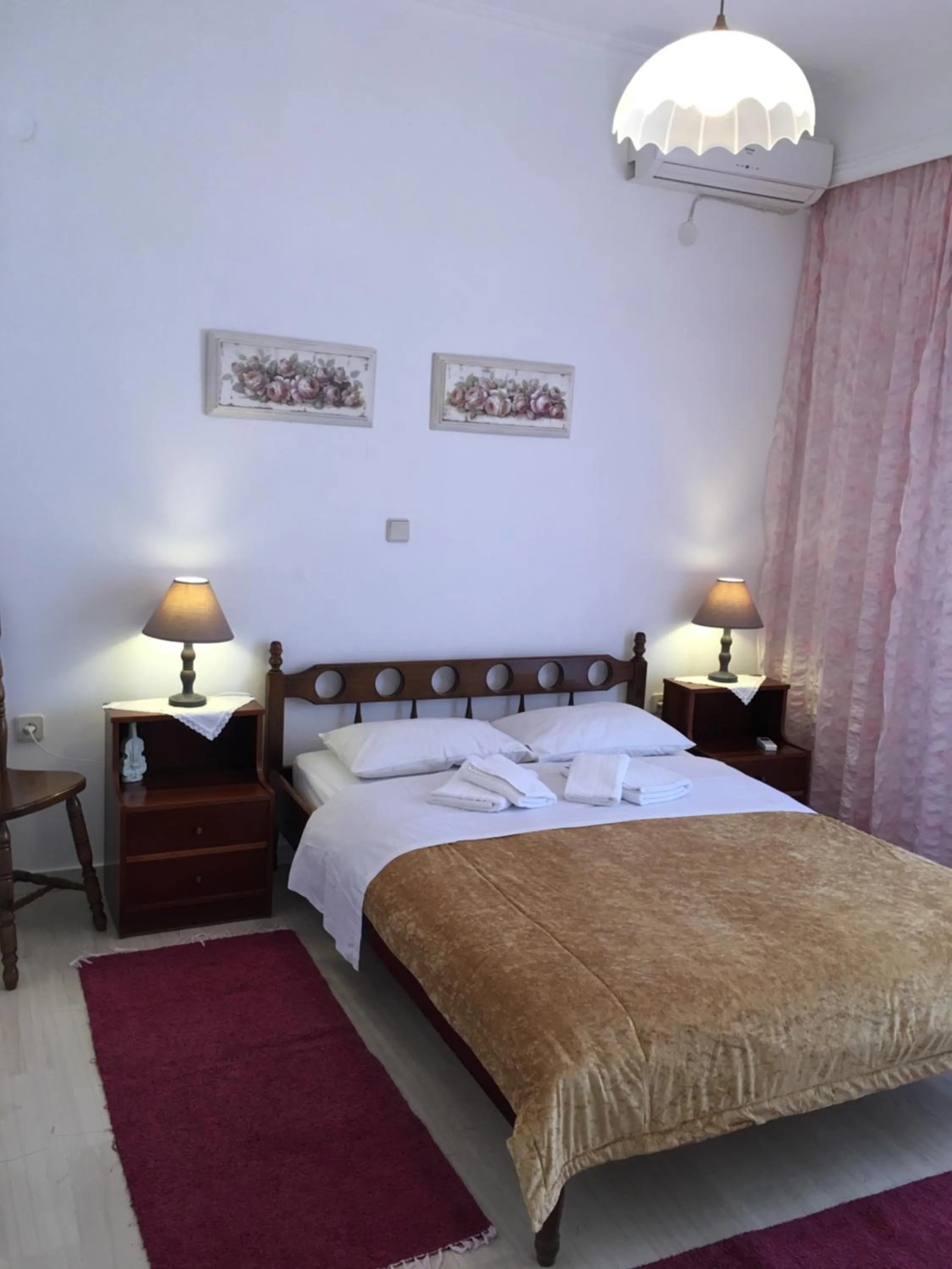 Photo of the whole room in Chris Studios & Apartments