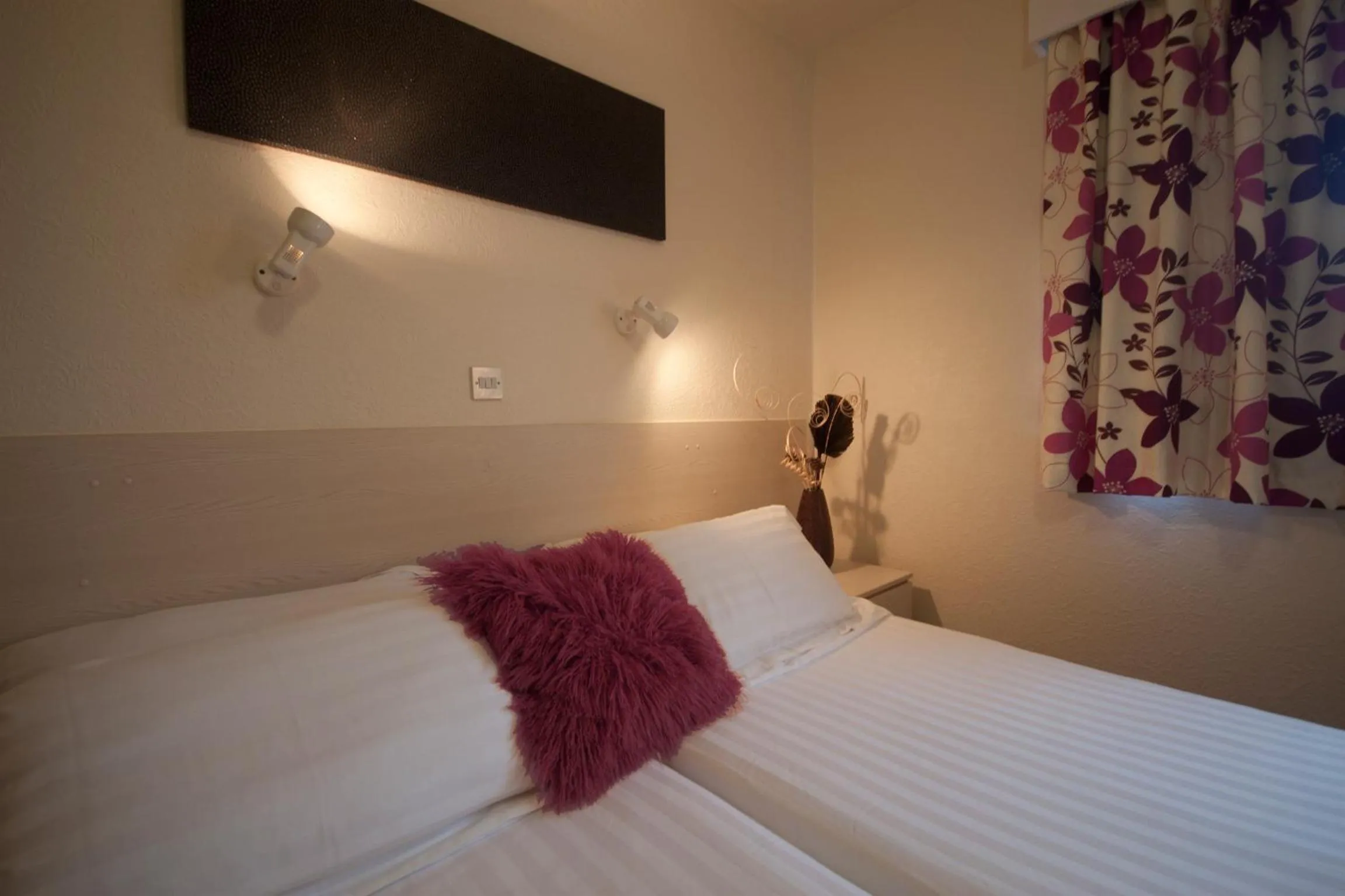 Bed in Norfolk Hotel