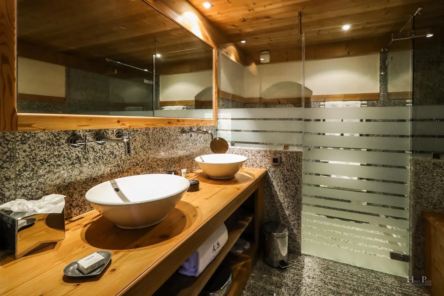 Bathroom in Fer à Cheval