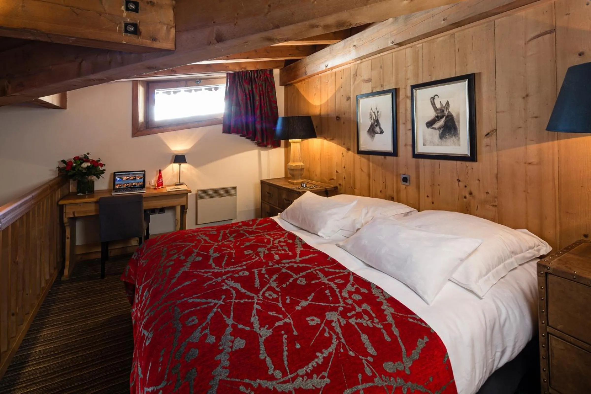 Bed in Fer à Cheval