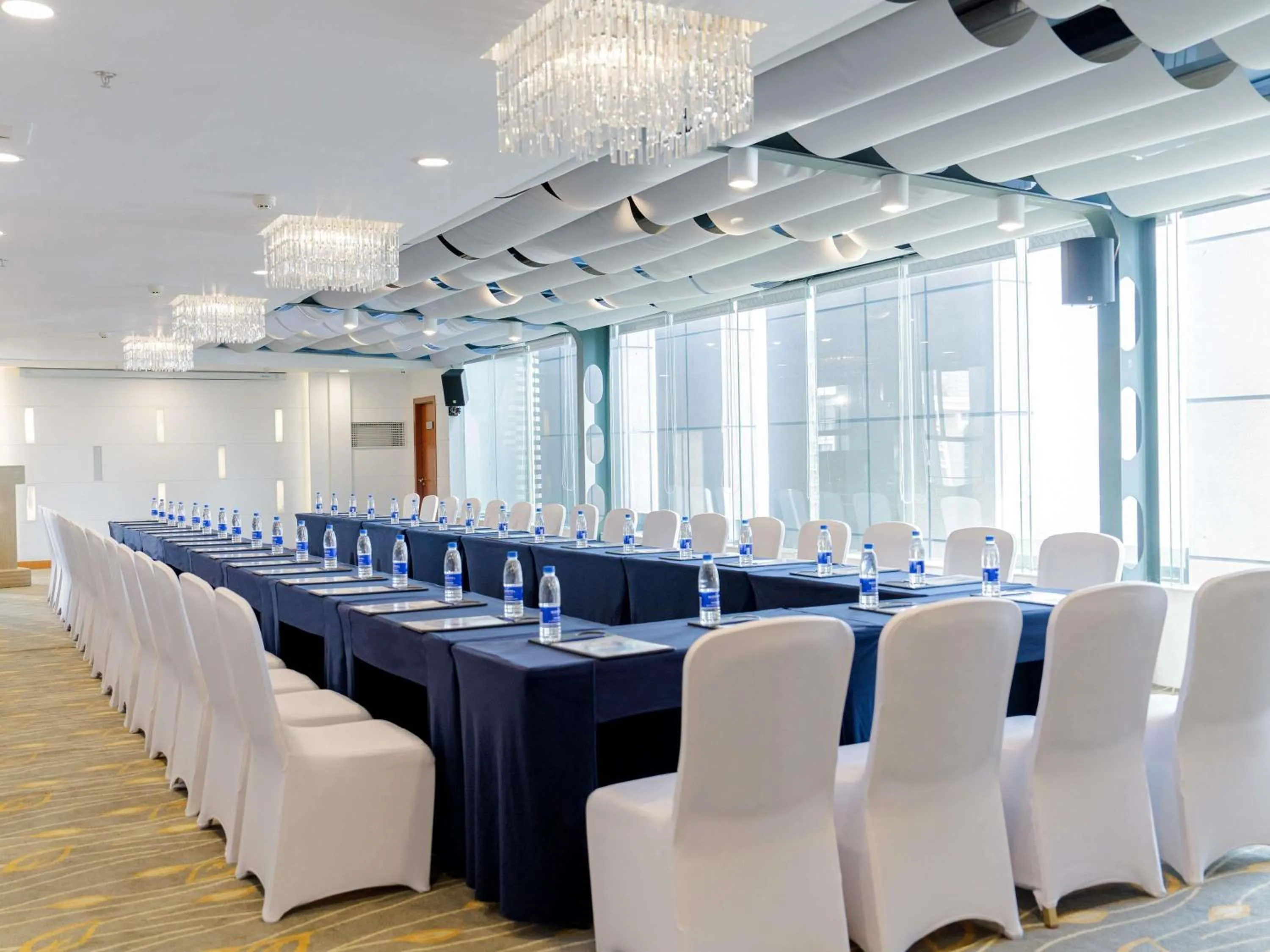 Meeting/conference room in Novotel Guiyang Downtown