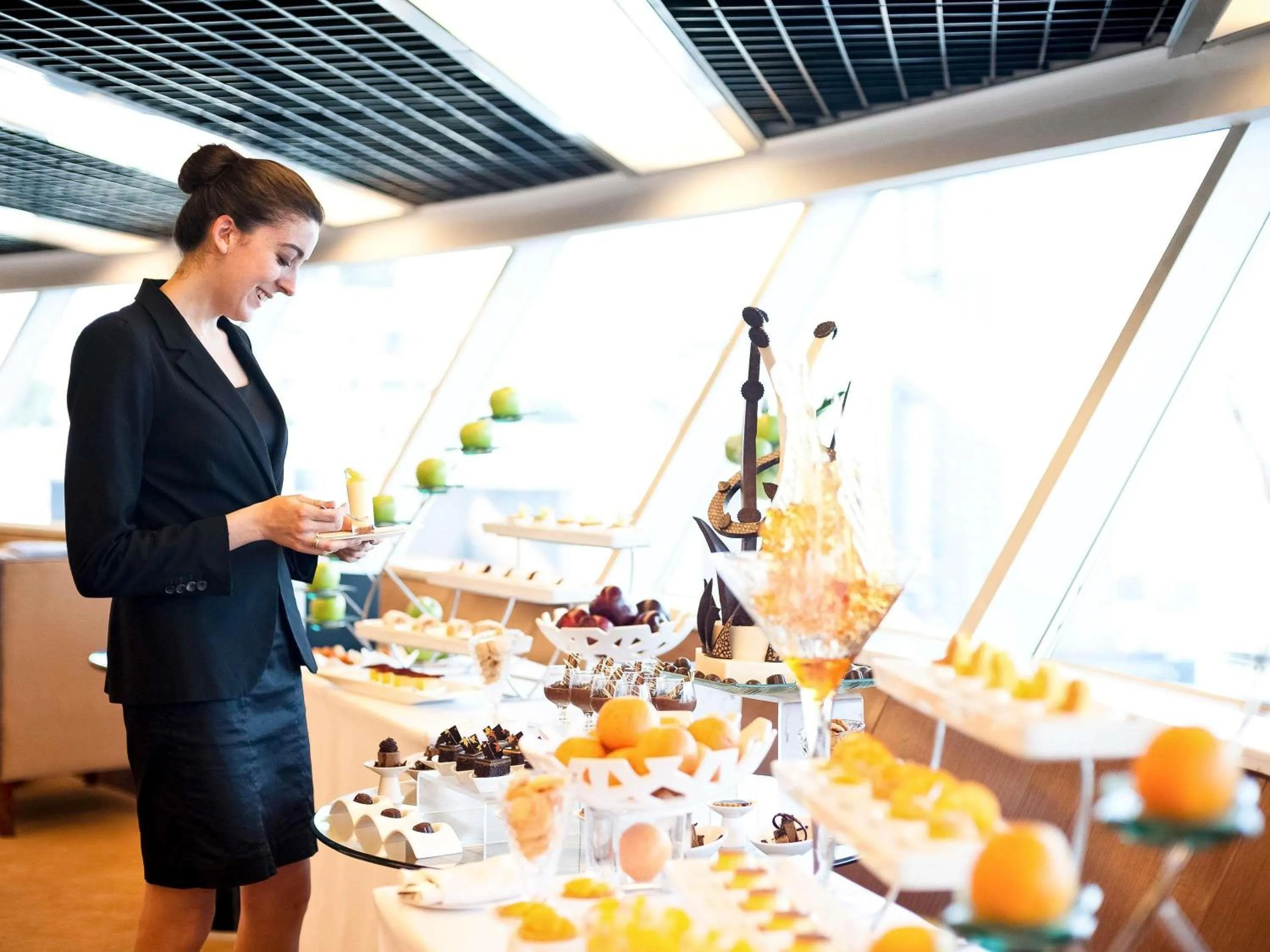 Lounge or bar in Novotel Guiyang Downtown