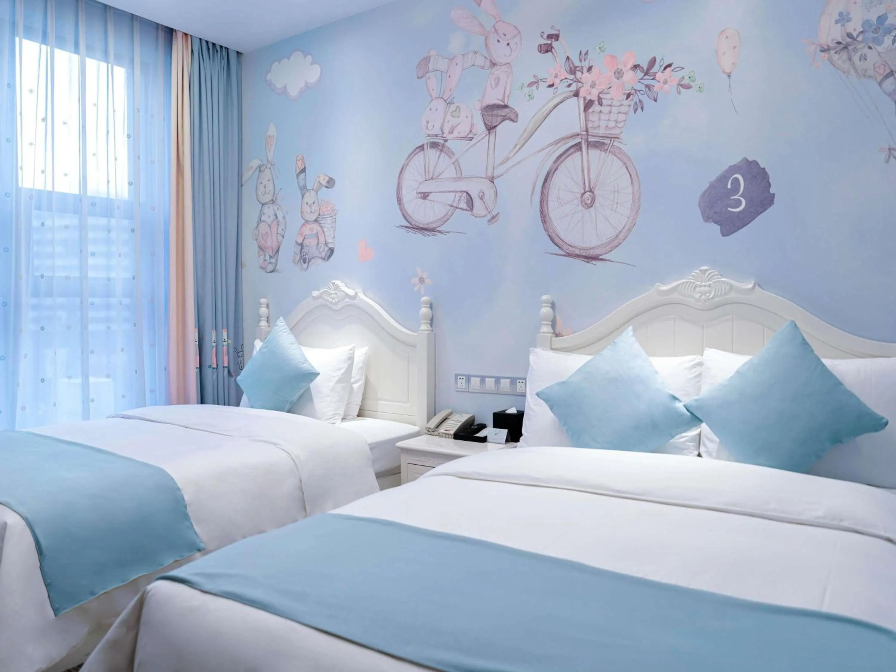 Bedroom, Bed in Novotel Guiyang Downtown