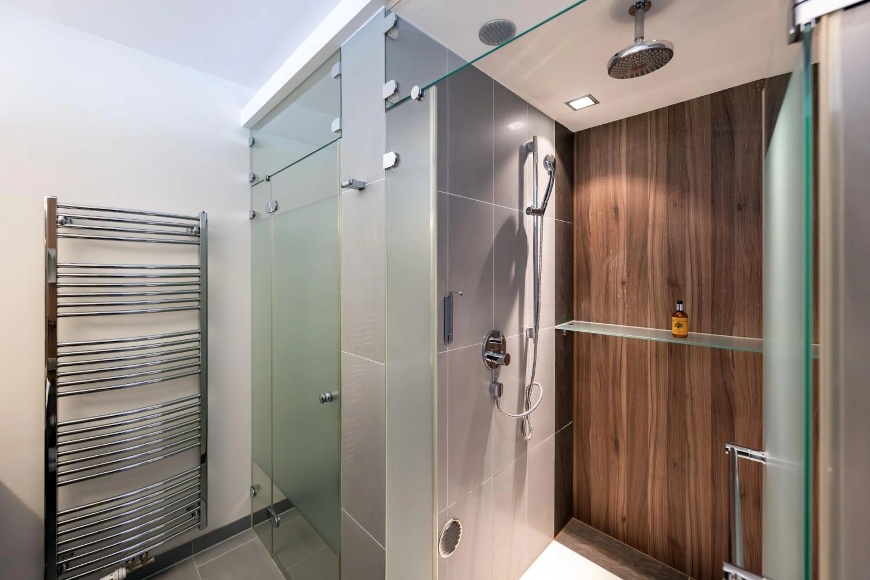 Shower in Rathener Hof by STEIGER Hotels