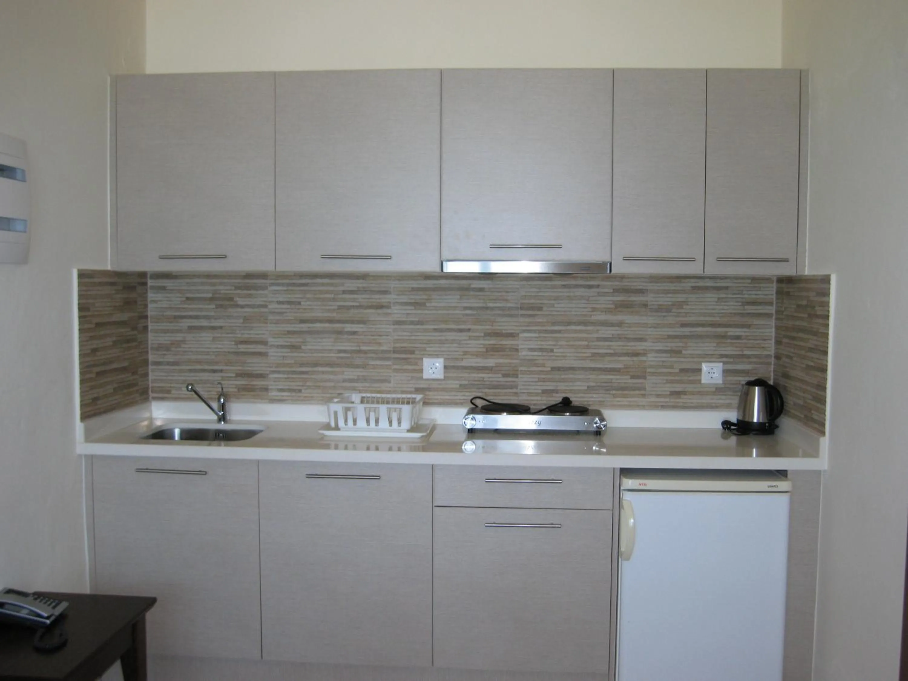 Kitchen or kitchenette in Blue Sea Hotel Apartments