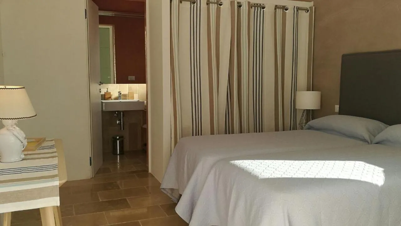 Bed in B&B Don Giovanni Monopoli