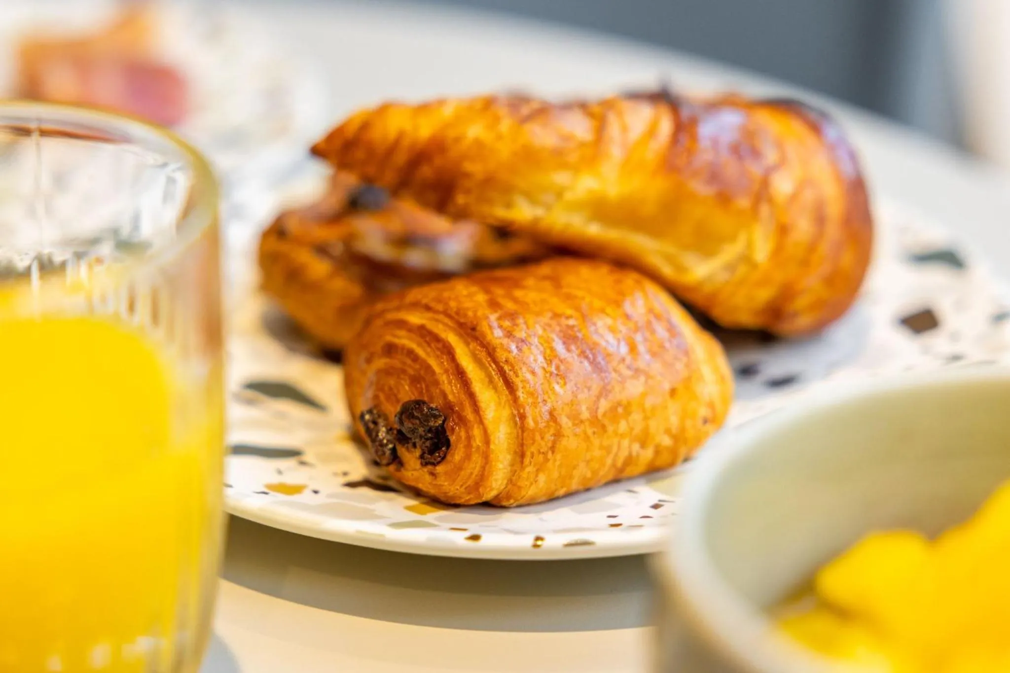 Restaurant/places to eat in Staybridge Suites - Cannes Centre by IHG