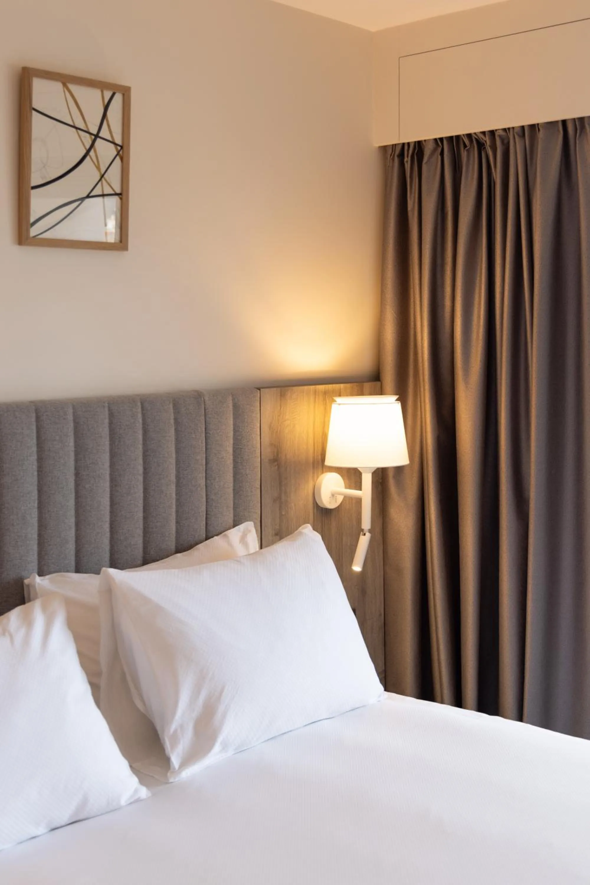 Photo of the whole room, Bed in Staybridge Suites - Cannes Centre by IHG