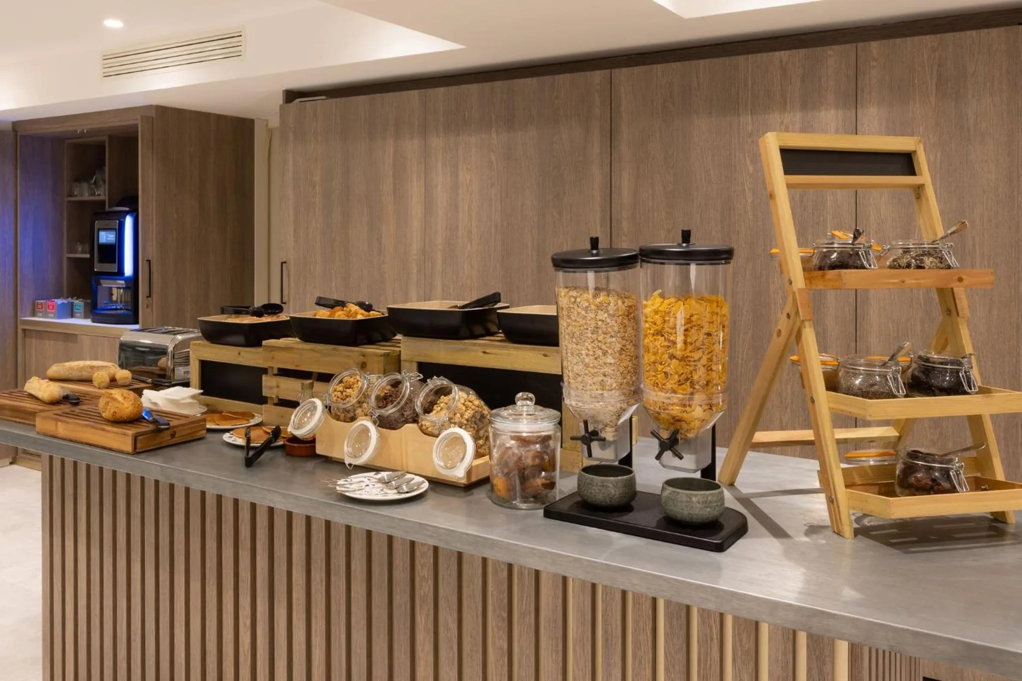 Breakfast in Staybridge Suites - Cannes Centre by IHG