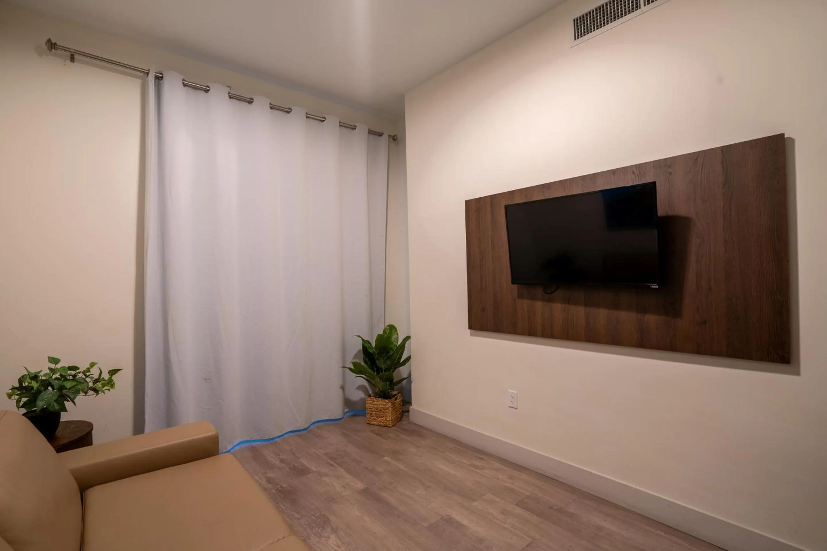 Communal lounge/ TV room in Global Rent Apart - Costa Hollywood