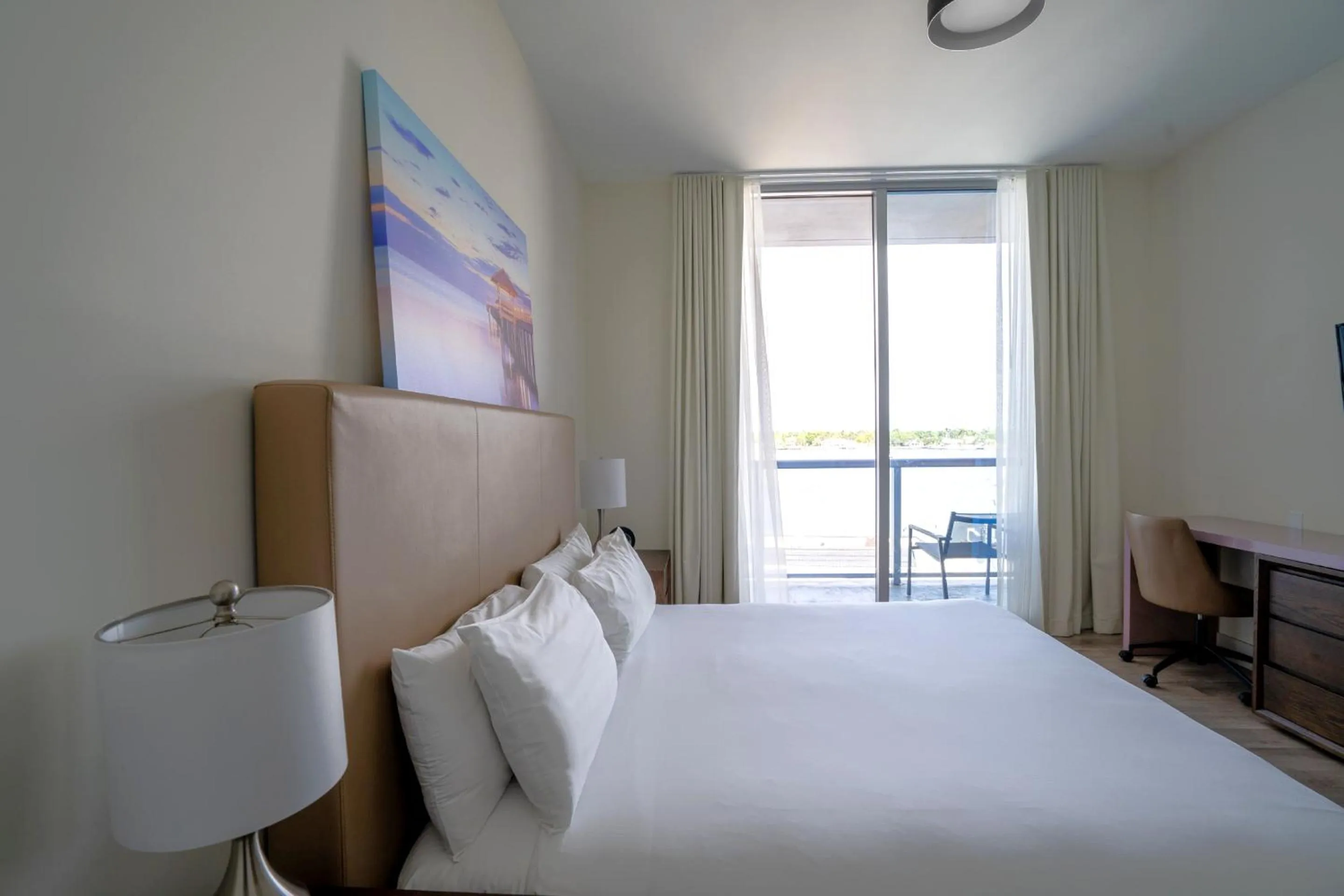 Bed in Global Rent Apart - Costa Hollywood