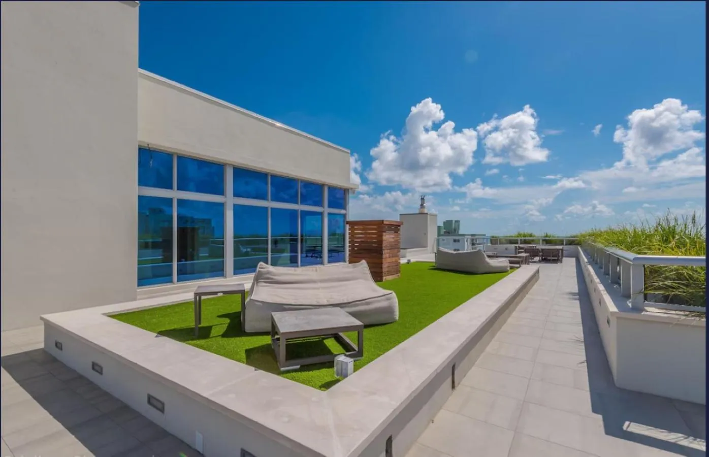 Balcony/Terrace in Global Rent Apart - Costa Hollywood