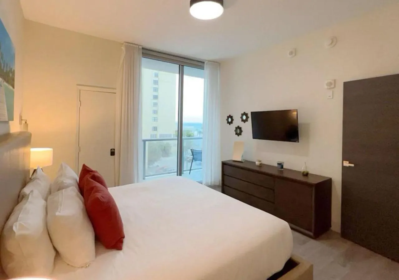 Bed in Global Rent Apart - Costa Hollywood