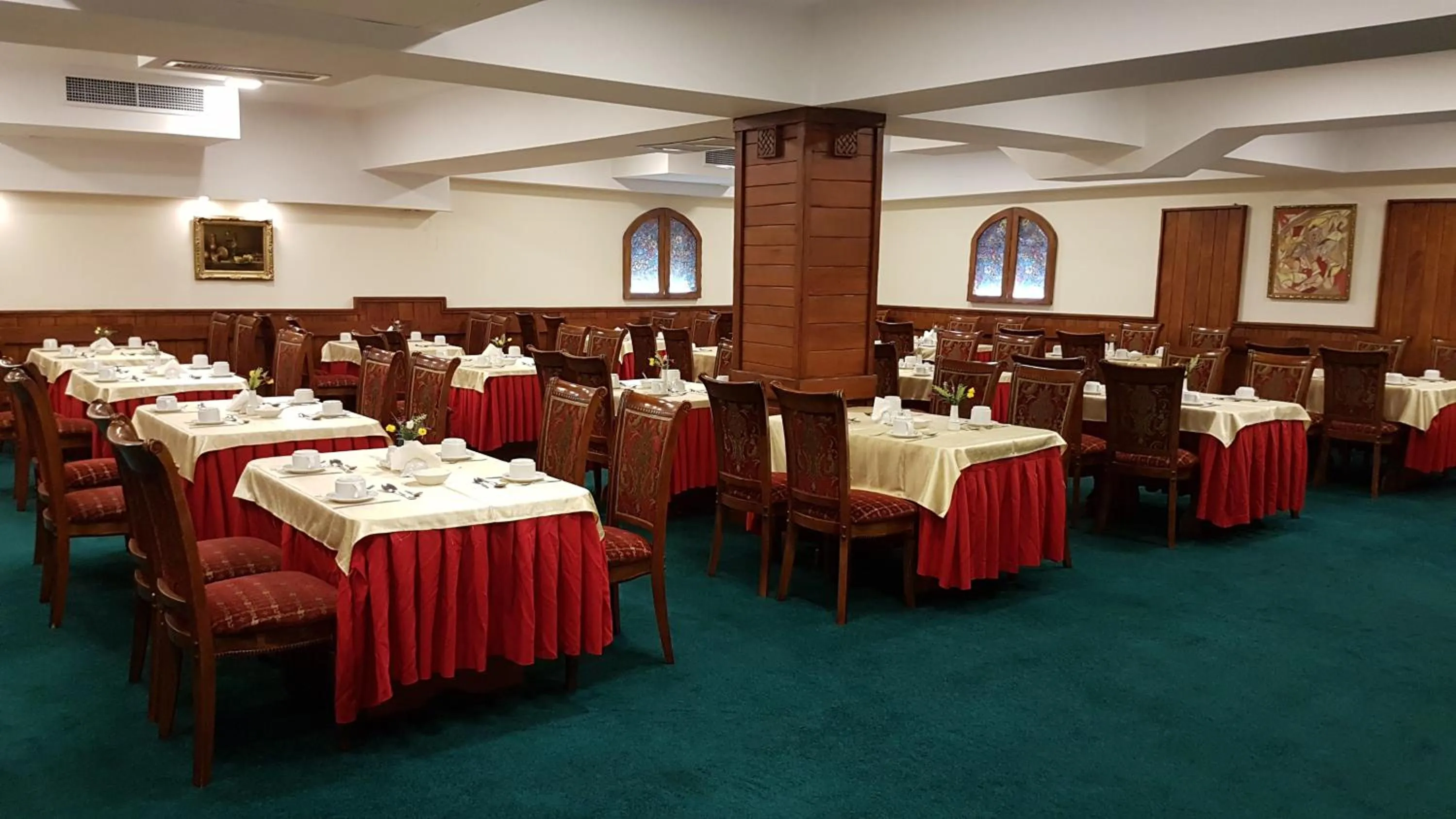 Buffet breakfast in Armenian Royal Palace