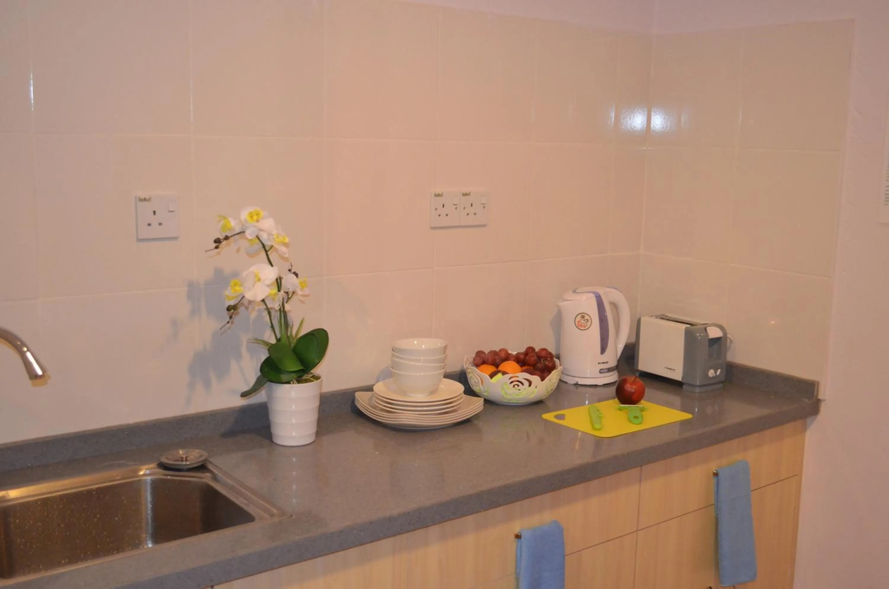Kitchen or kitchenette in TD Mutiara Hotel Semporna