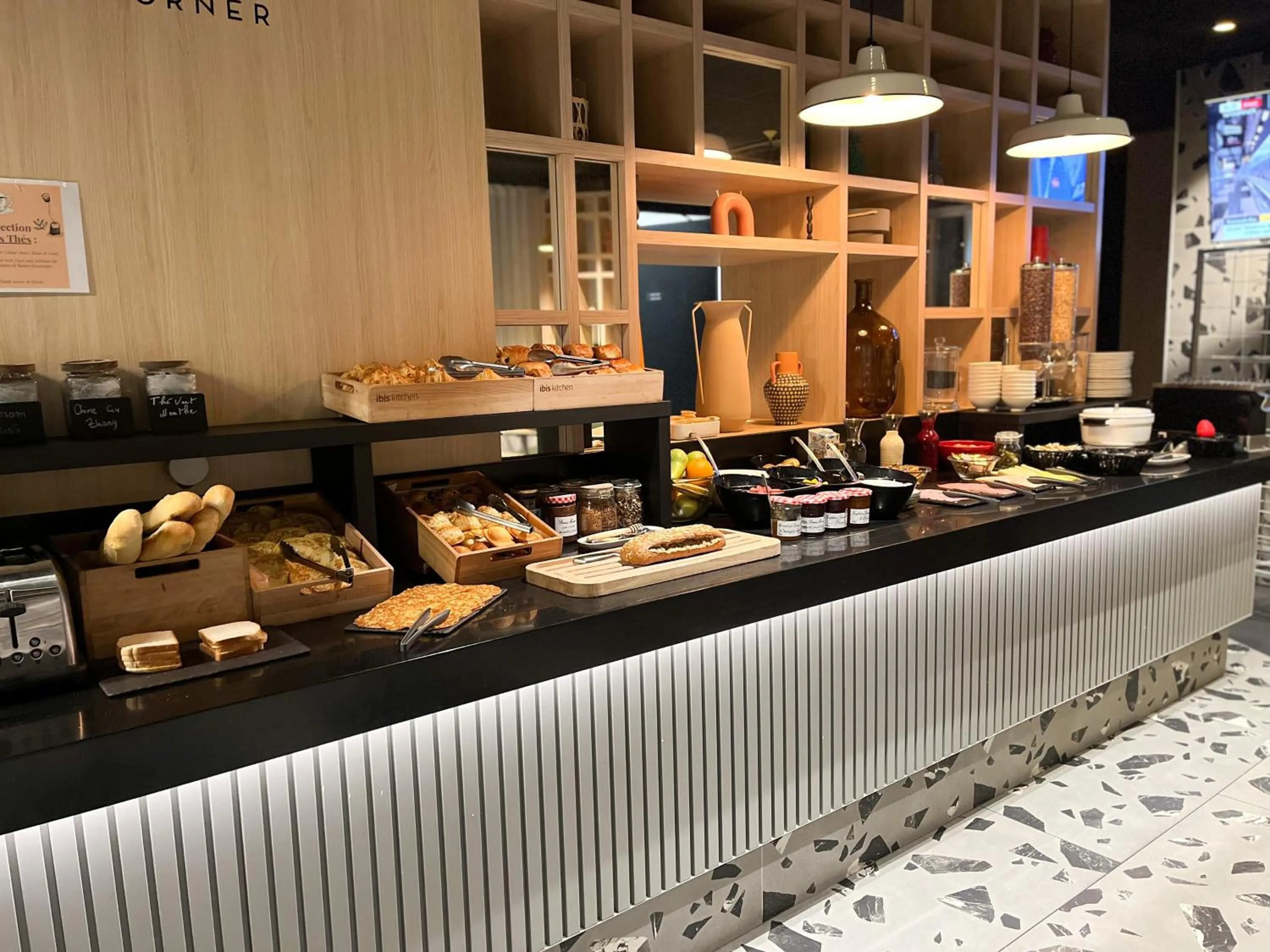 Breakfast in ibis Martigues Centre