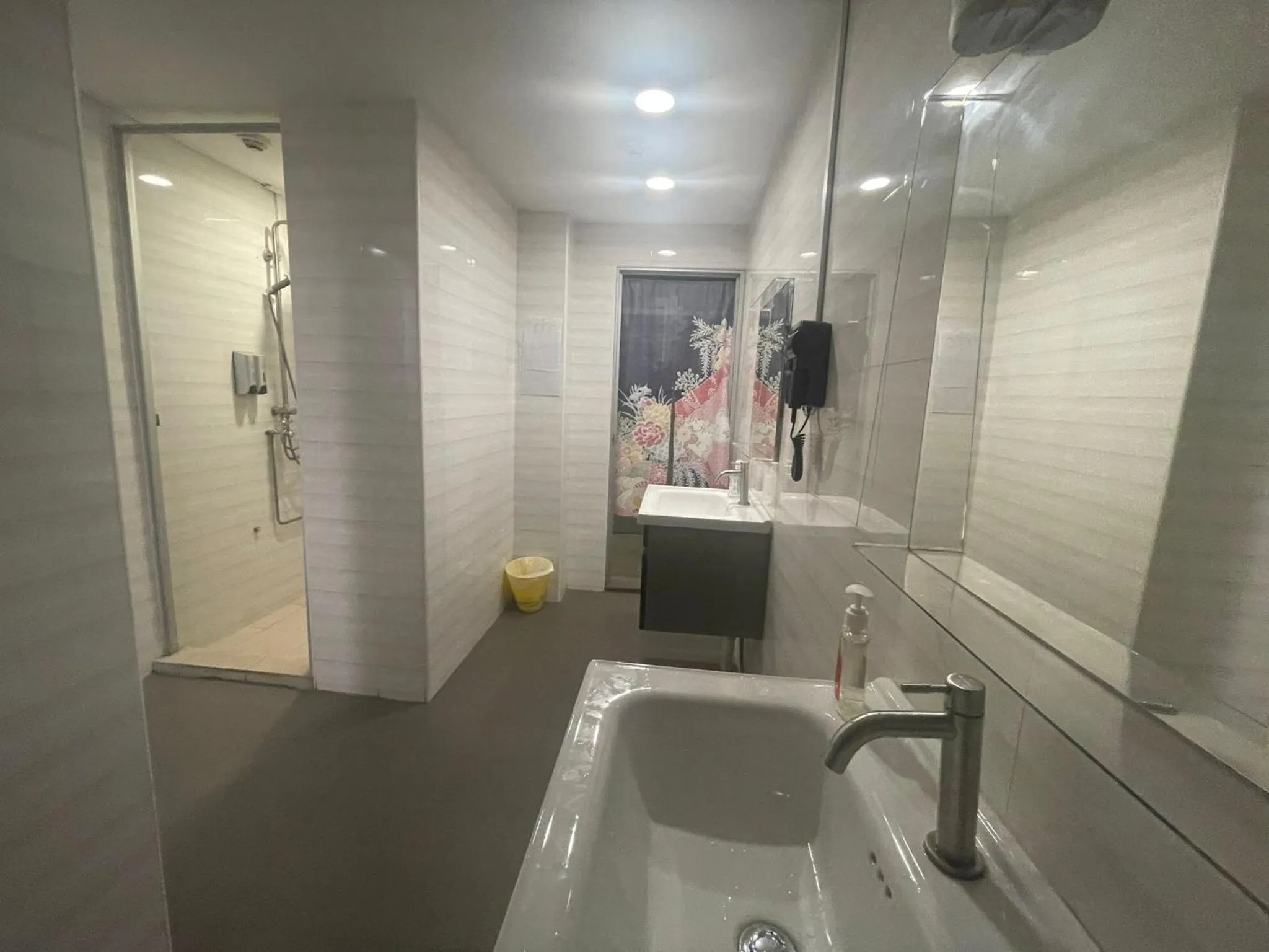 Toilet in K2 Guesthouse