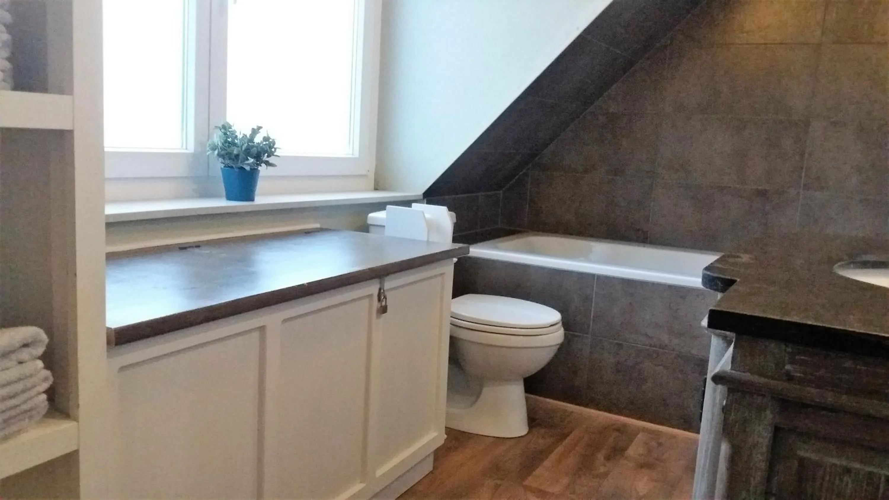 Bathroom in Juliette's