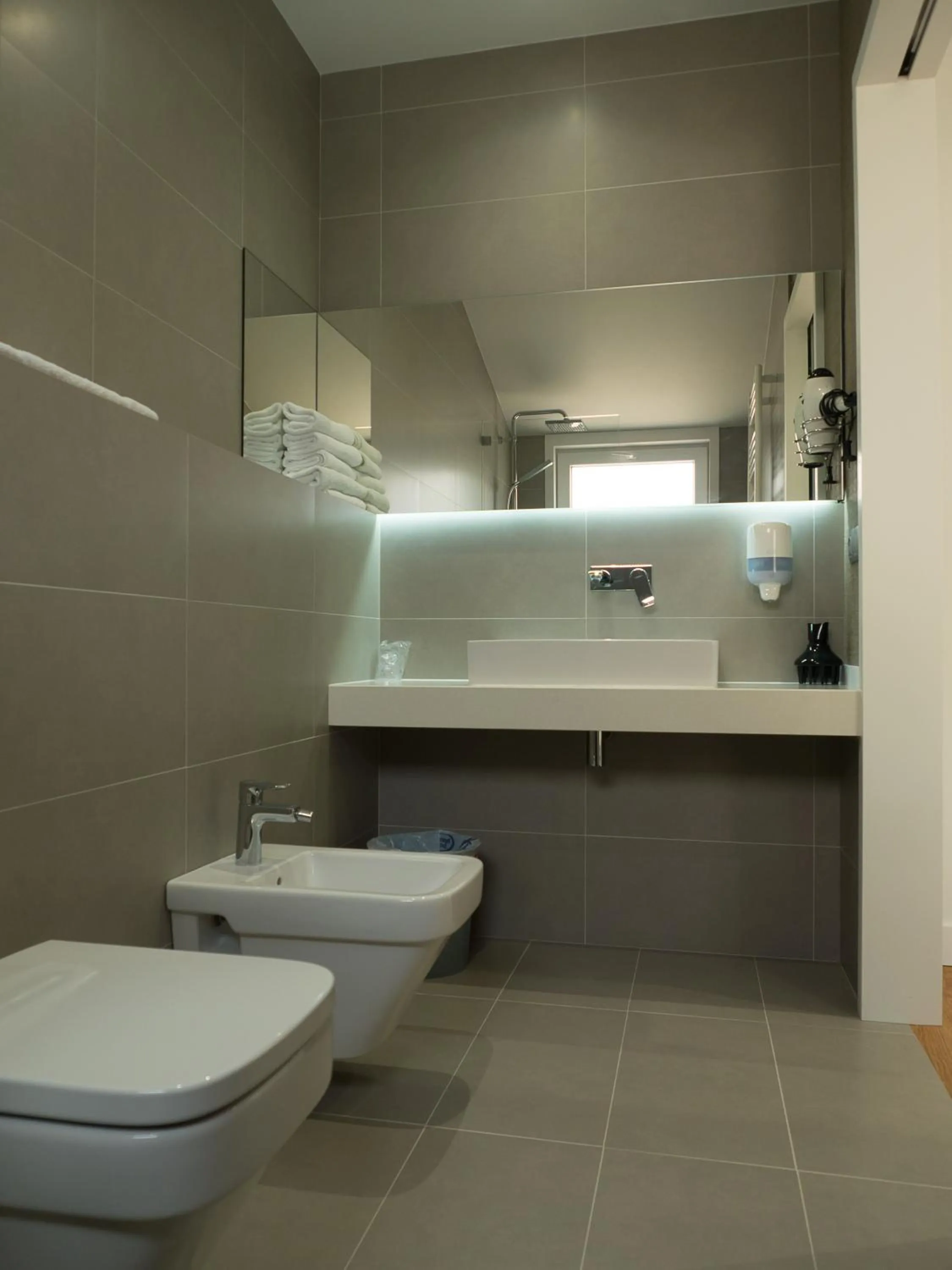 Shower in Hotel Vila da Guarda