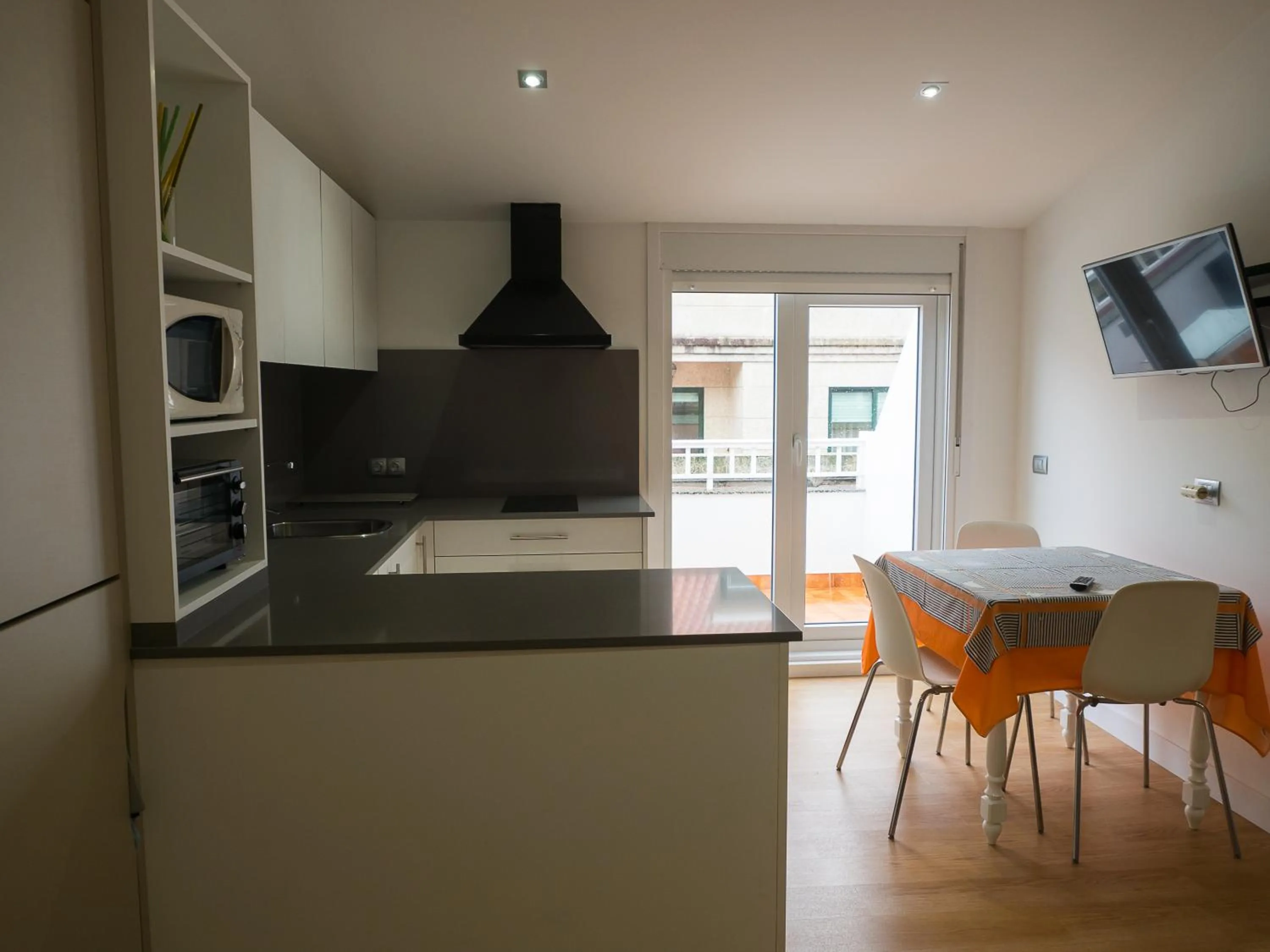 Kitchen or kitchenette in Hotel Vila da Guarda