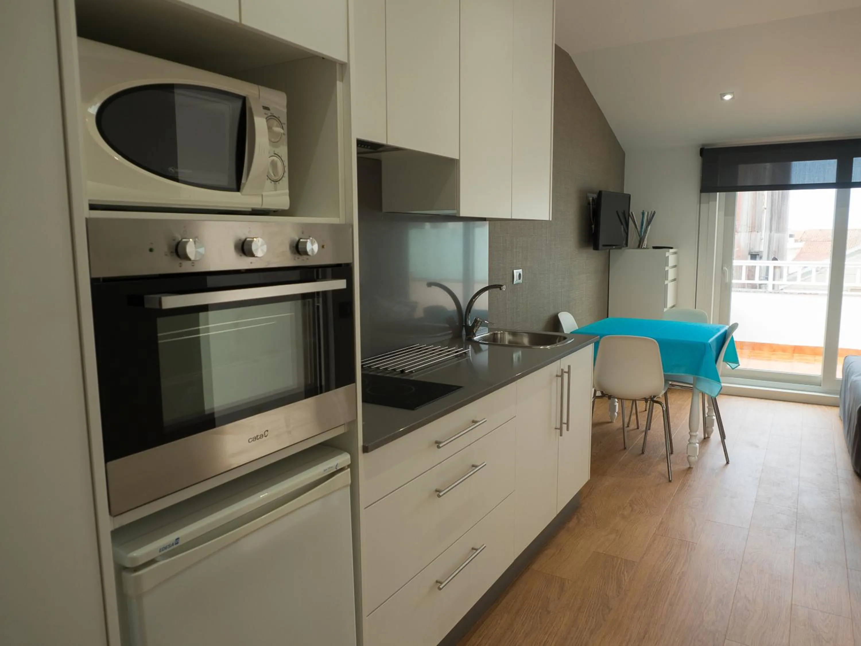 Kitchen or kitchenette in Hotel Vila da Guarda