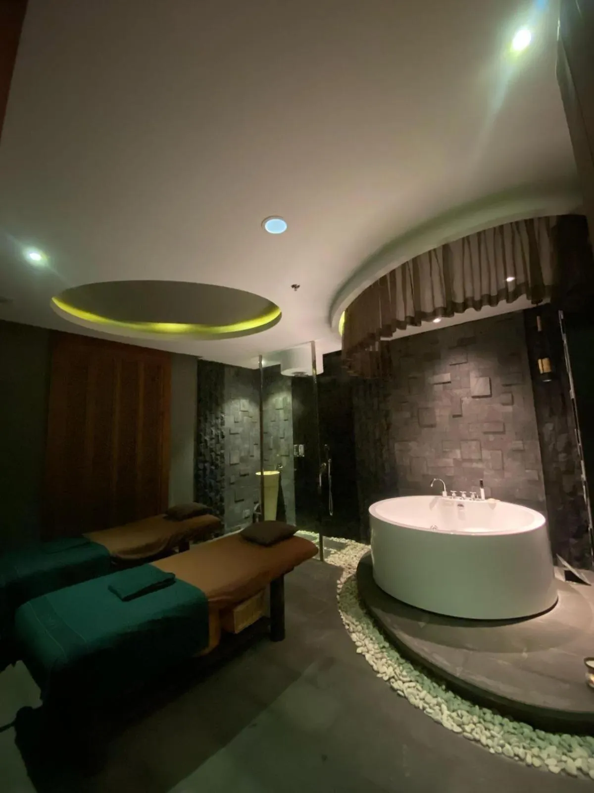 Spa and wellness centre/facilities in Panbil Residence Serviced Apartment