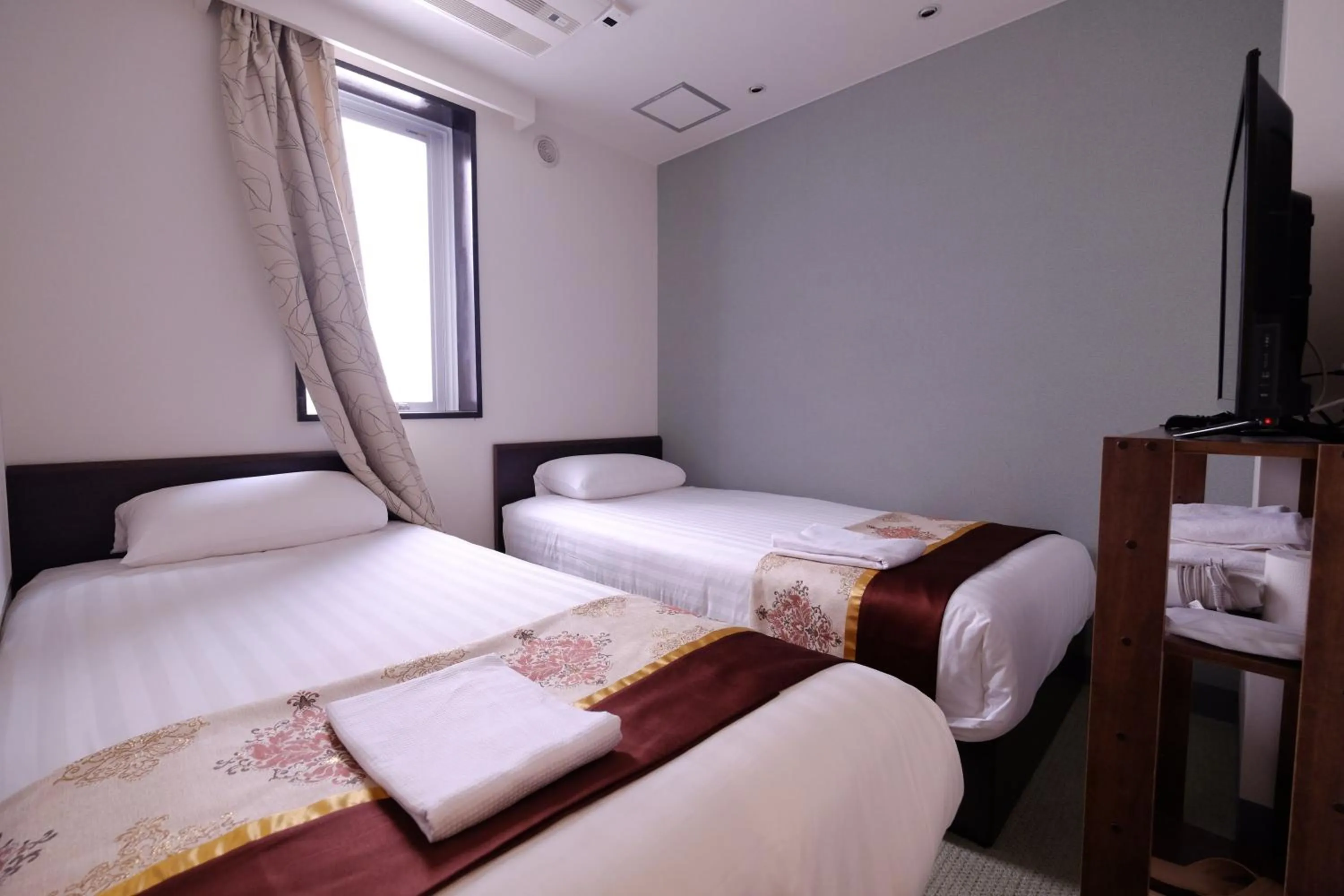 bunk bed, Bed in Tabata Oji Hotel