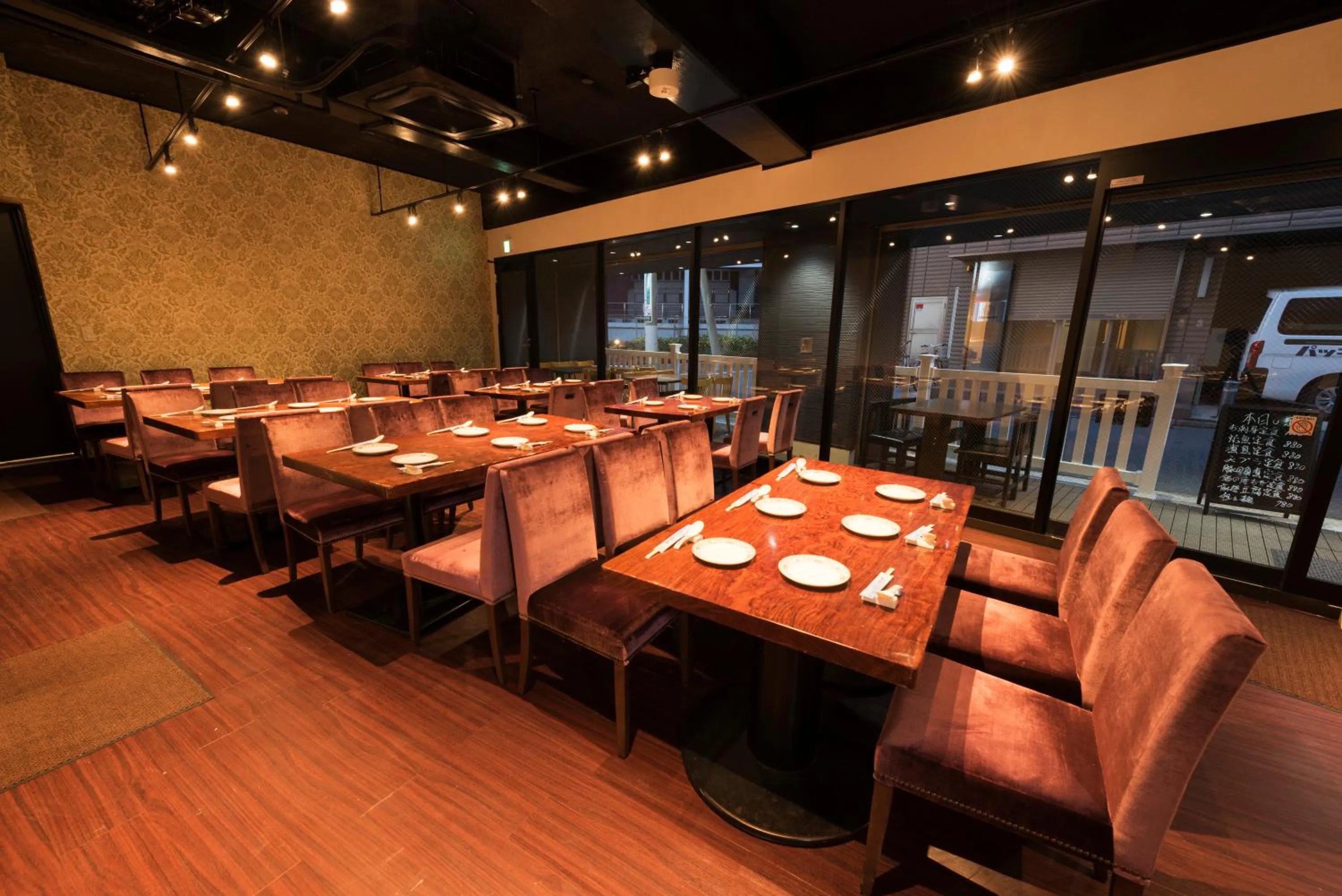 Restaurant/places to eat in Tabata Oji Hotel