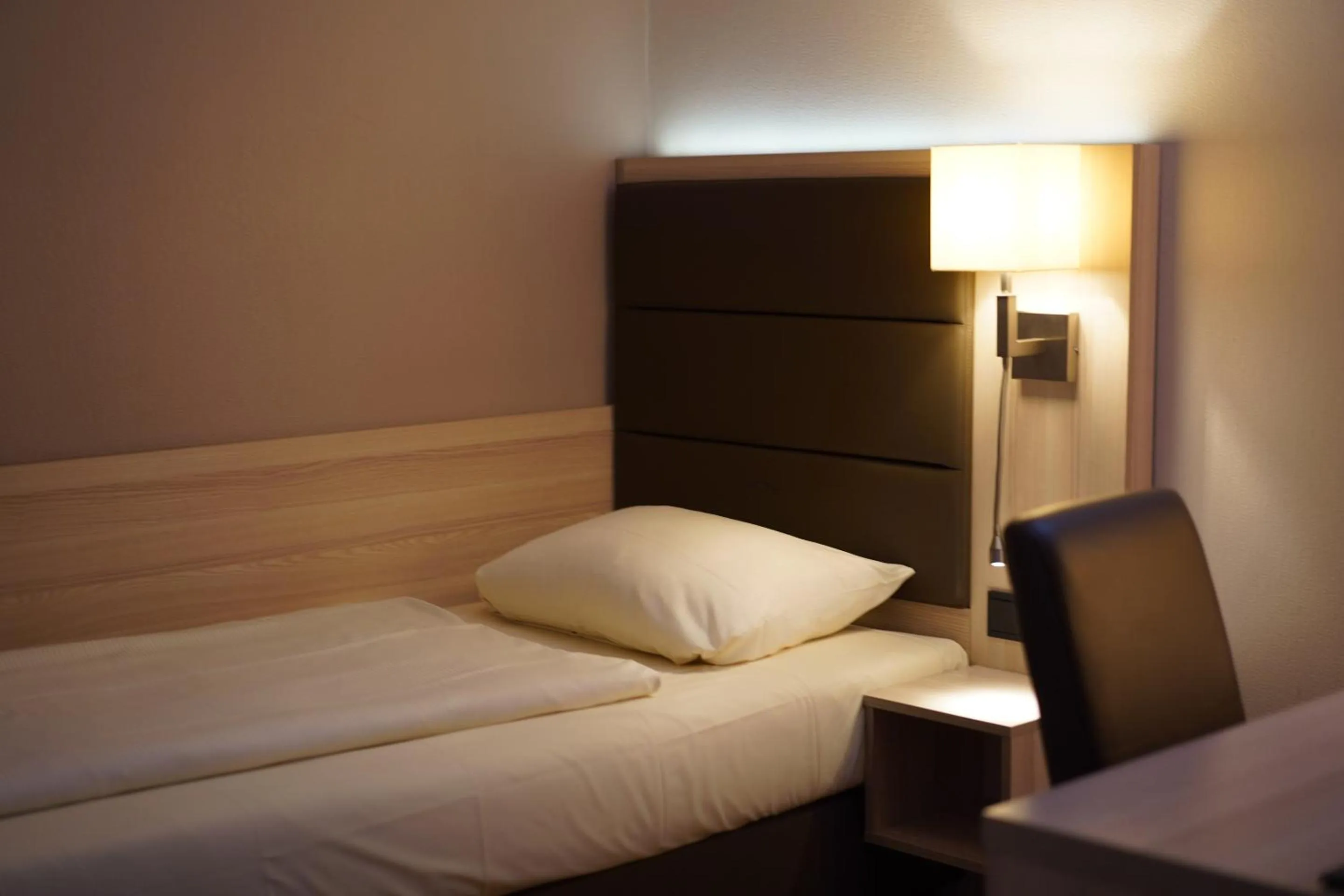 Bedroom, Bed in Gothmann's Hotel