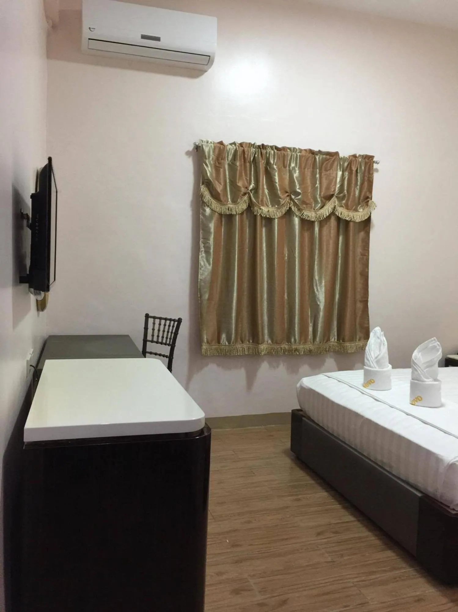 Bed in Meaco Royal Hotel - Lipa